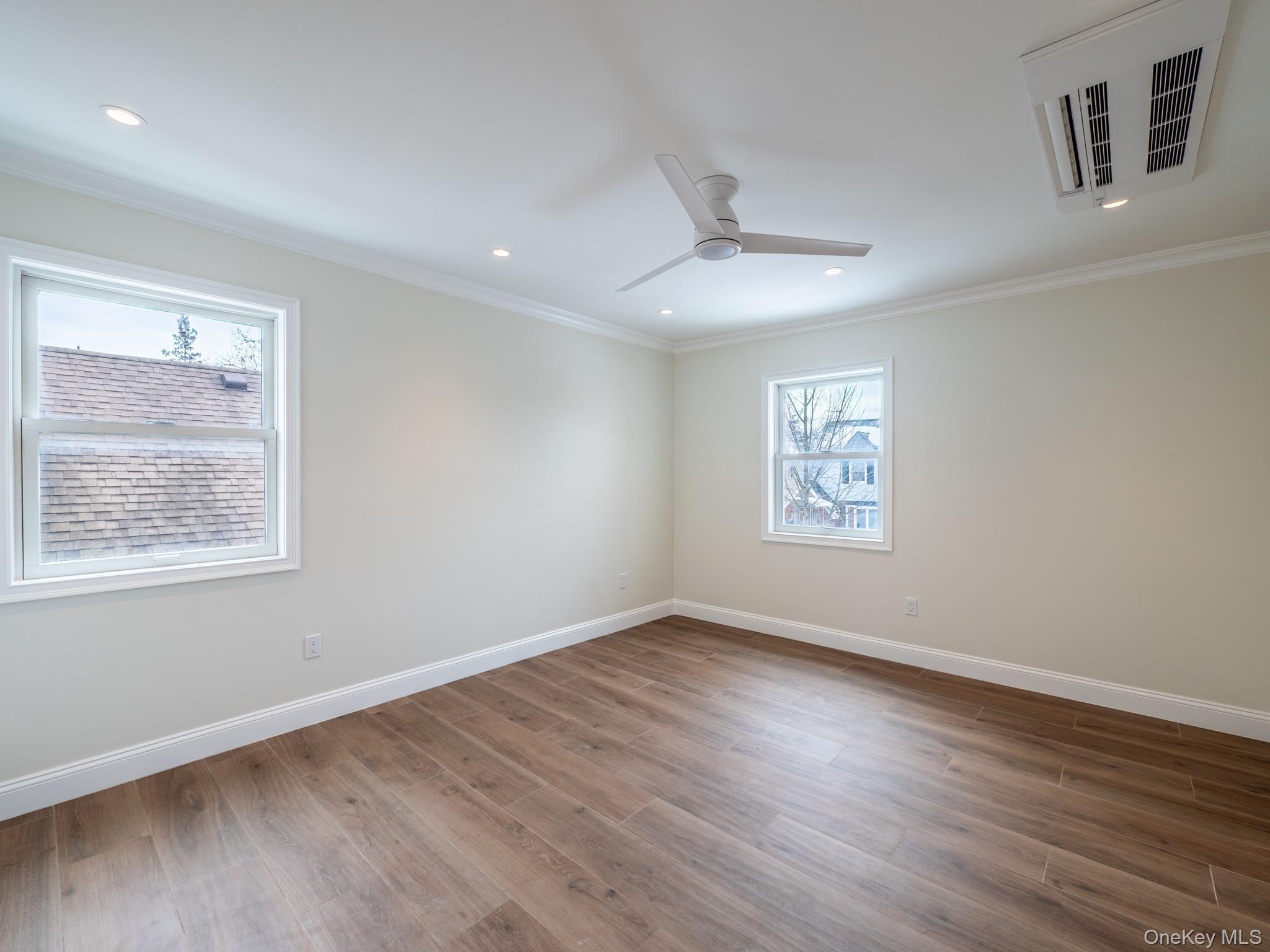 Single Family 180th  Queens, NY 11365, MLS-962830-23