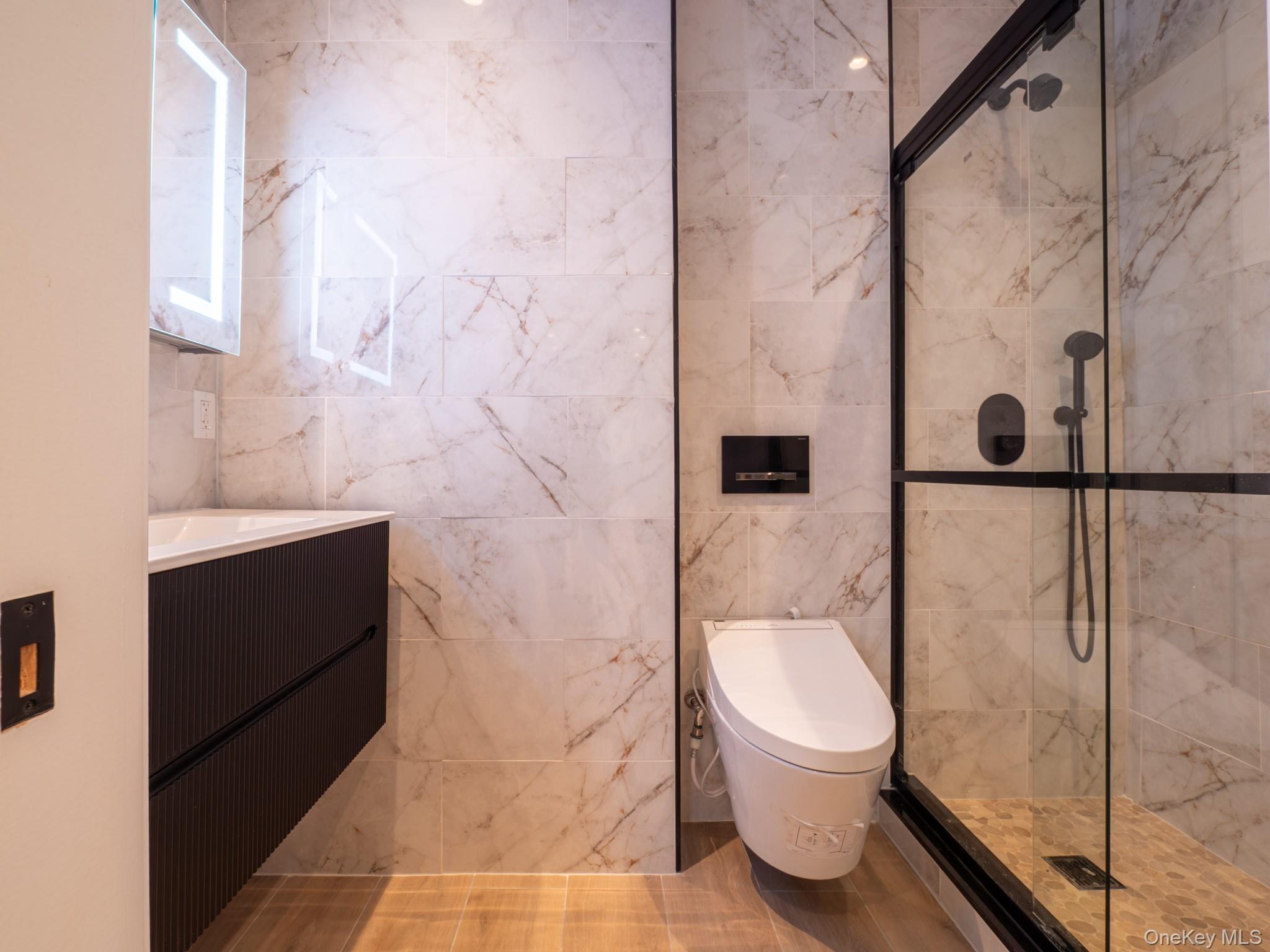 Single Family 180th  Queens, NY 11365, MLS-962830-37