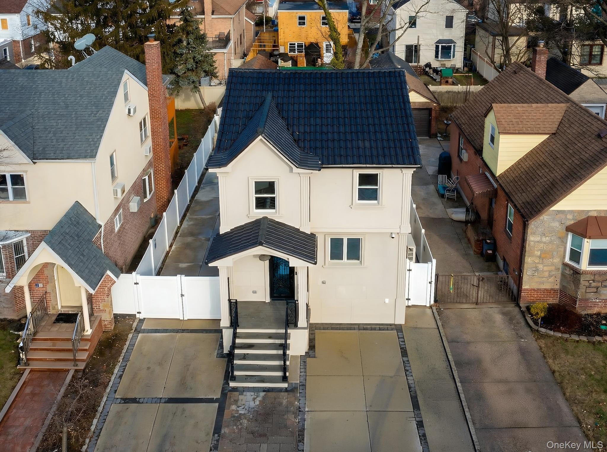 Single Family 180th  Queens, NY 11365, MLS-962830-43