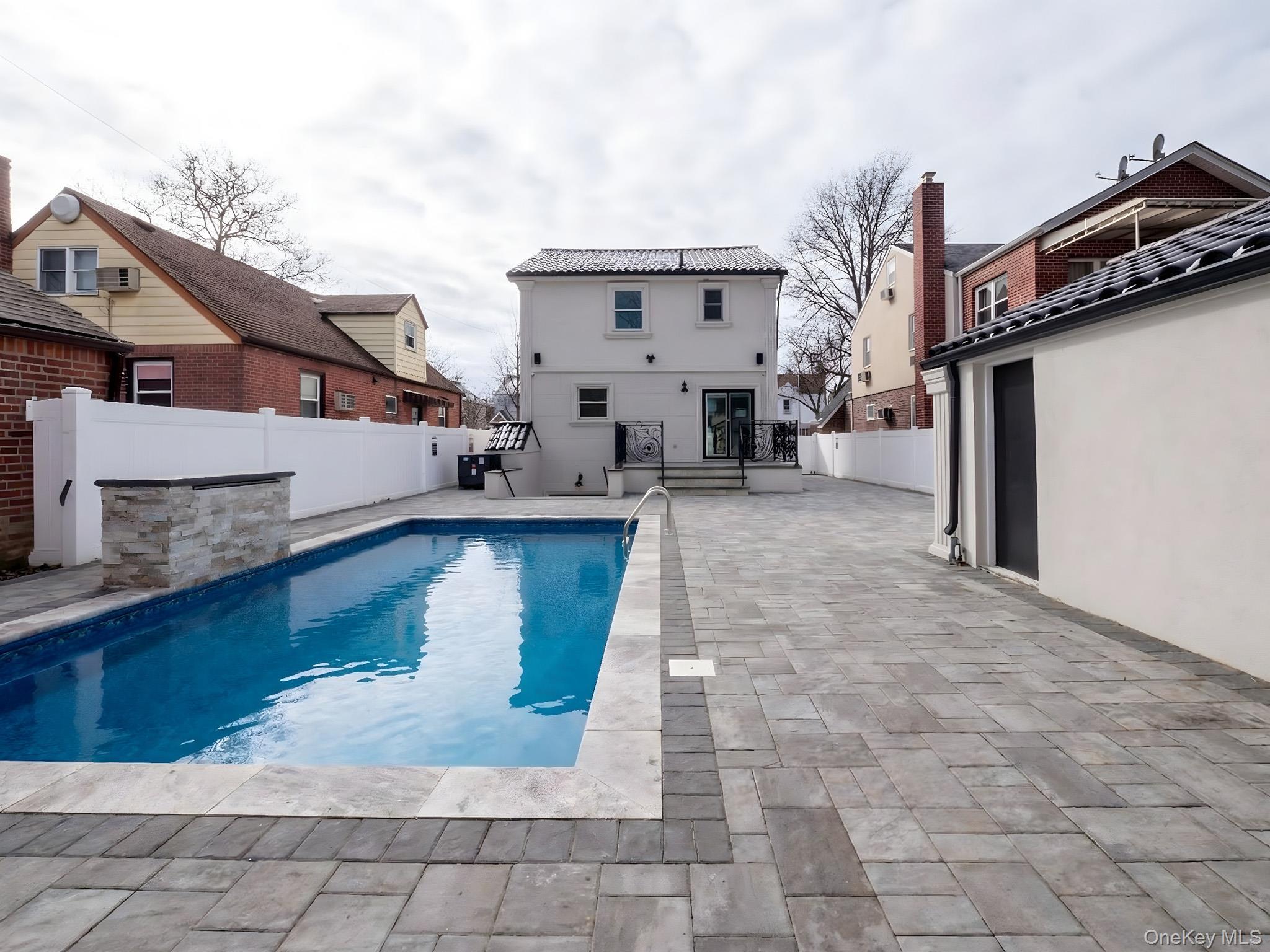 Single Family 180th  Queens, NY 11365, MLS-962830-44