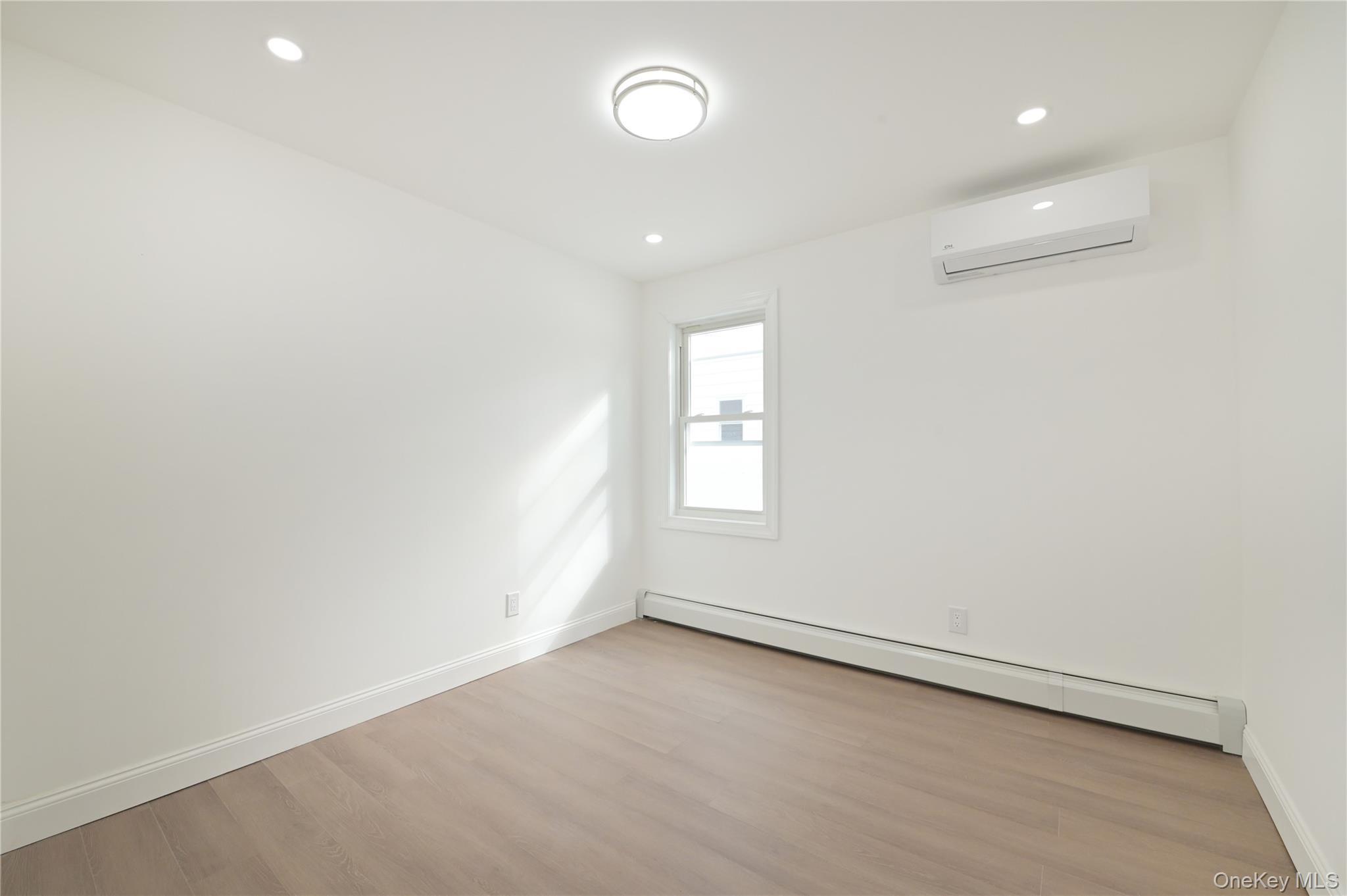 Single Family 217th  Queens, NY 11364, MLS-962835-25