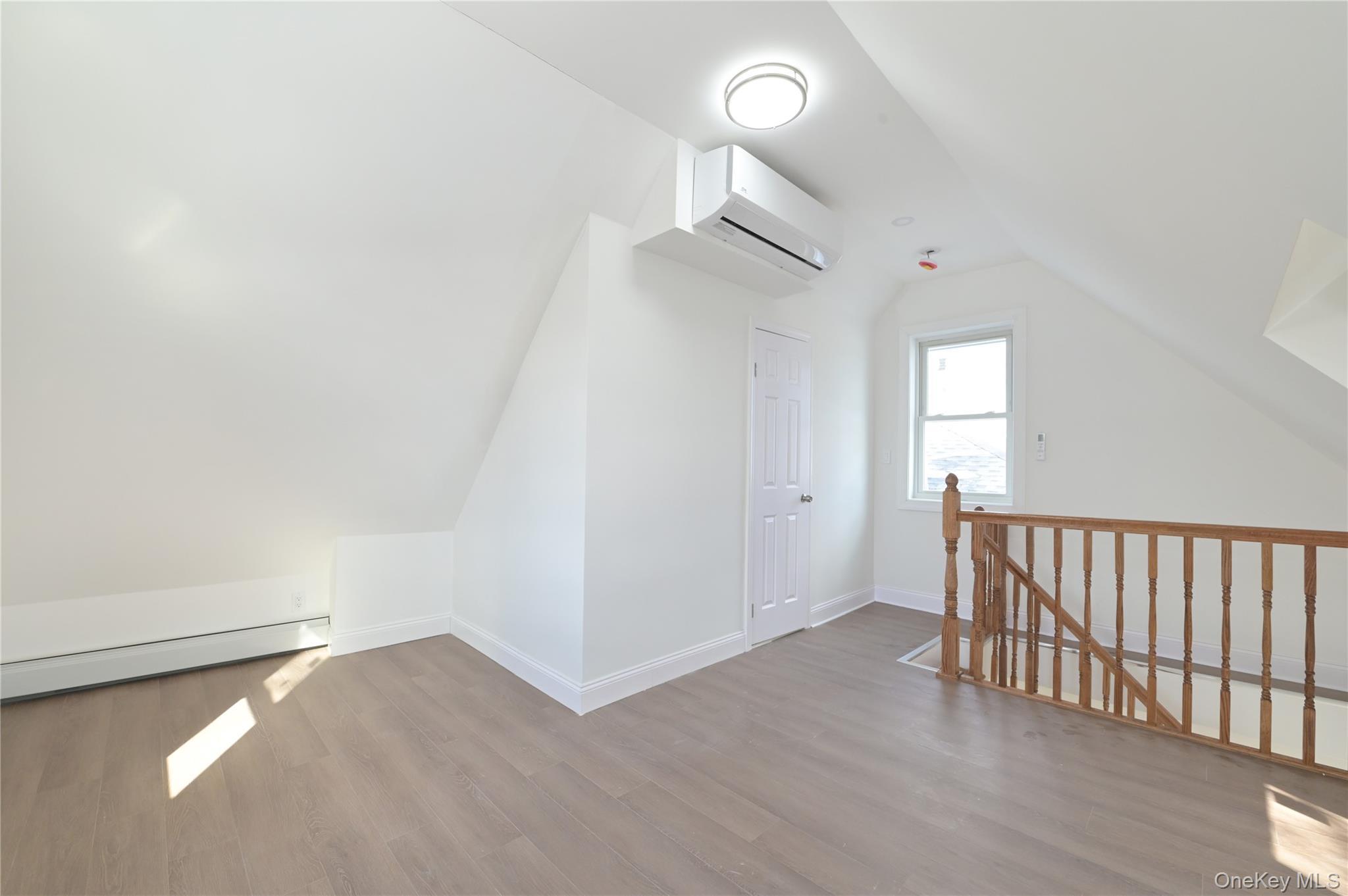 Single Family 217th  Queens, NY 11364, MLS-962835-30