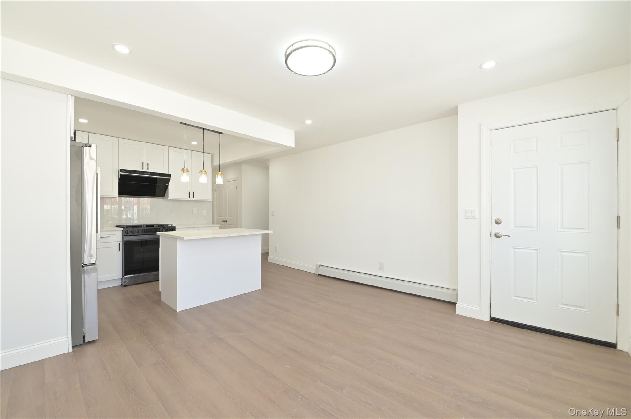 Single Family 217th  Queens, NY 11364, MLS-962835-4