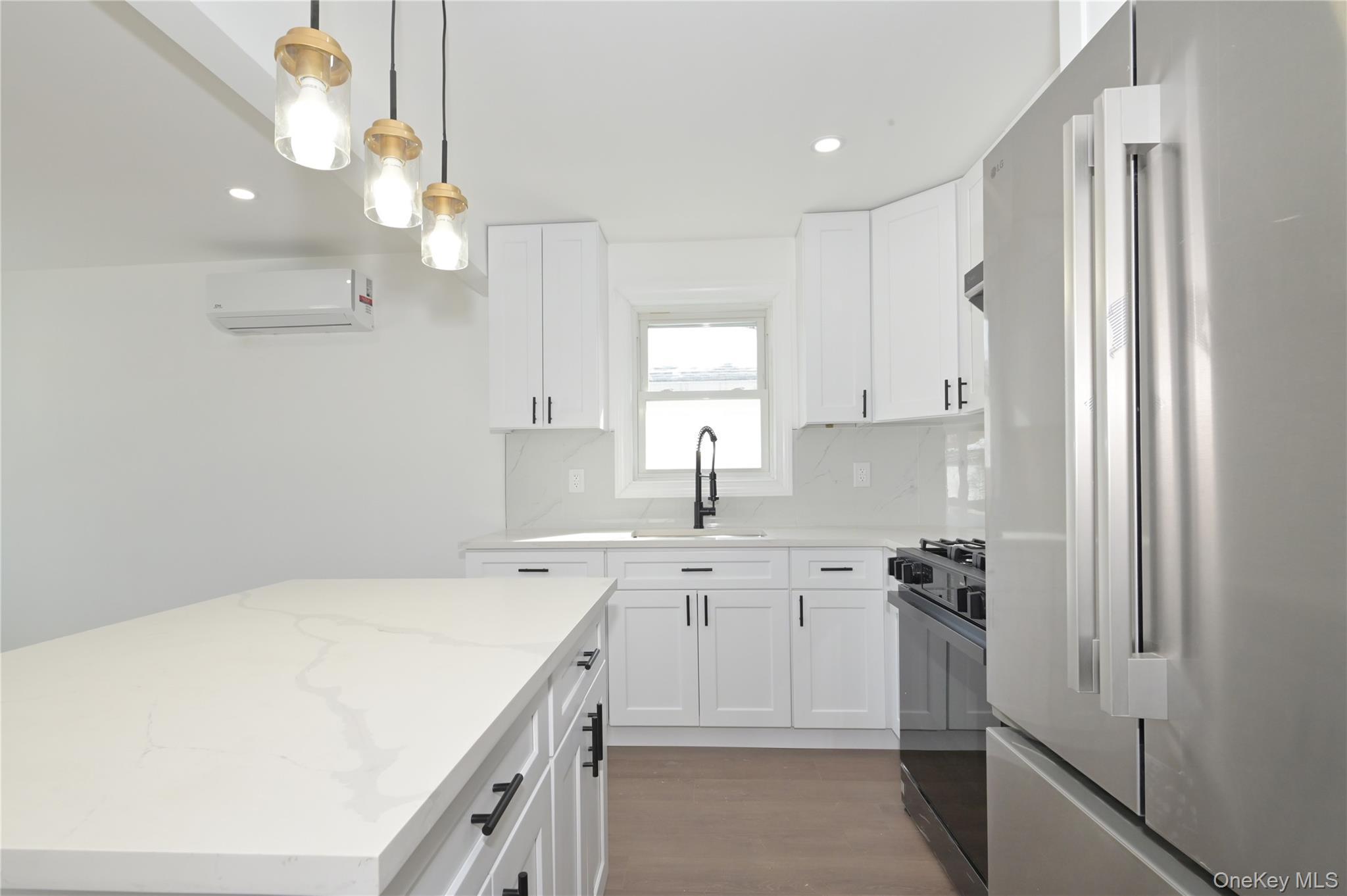 Single Family 217th  Queens, NY 11364, MLS-962835-5