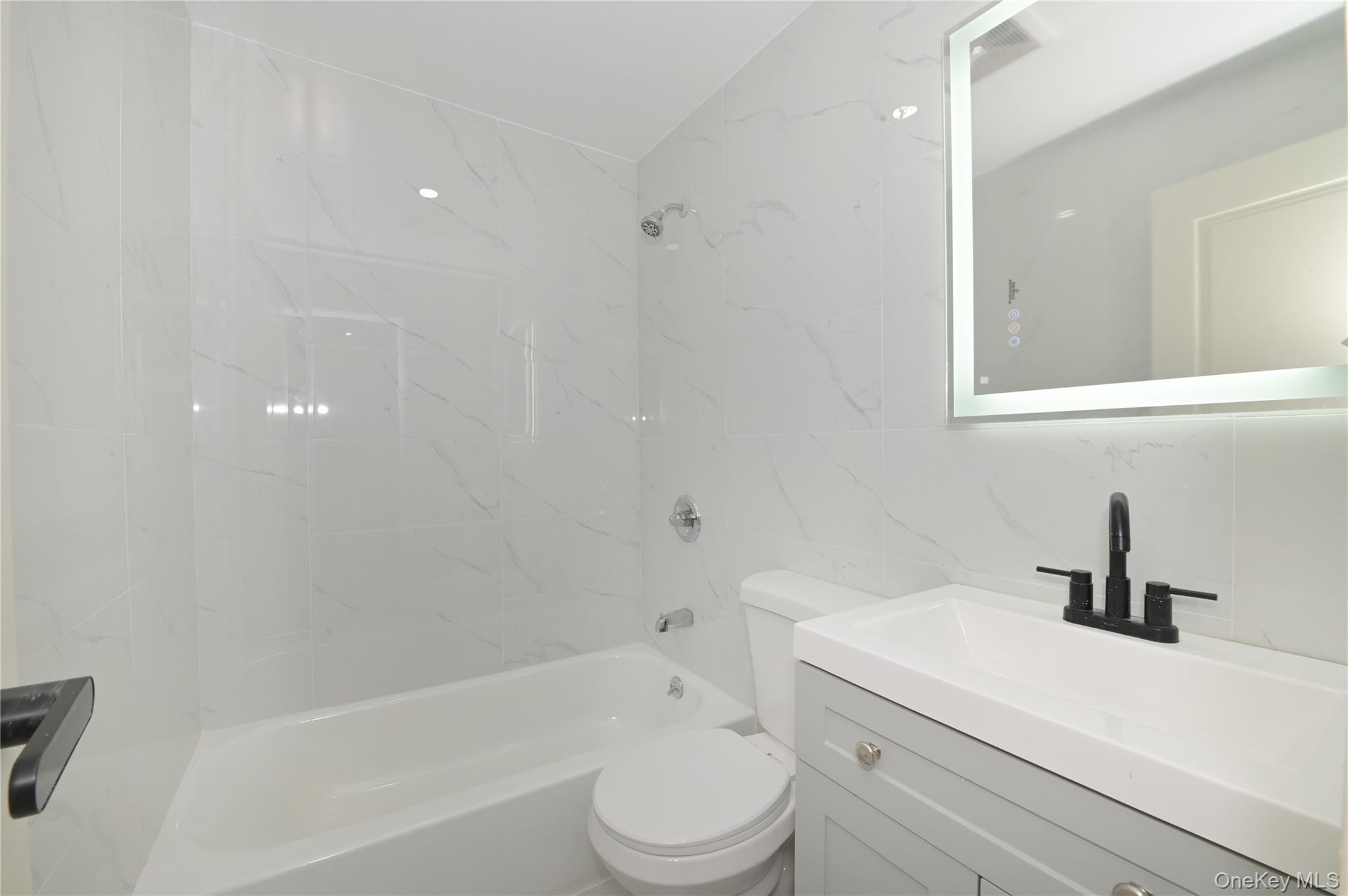 Single Family 217th  Queens, NY 11364, MLS-962835-8