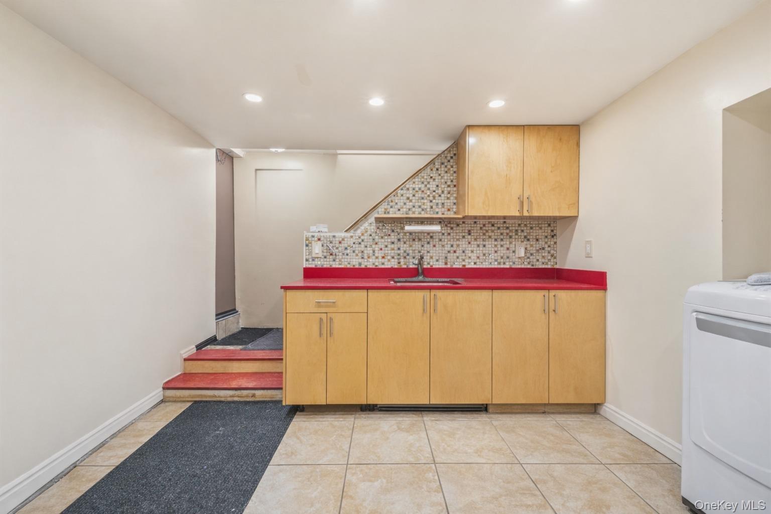 Single Family 21st Queens, NY 11105, MLS-962837-13