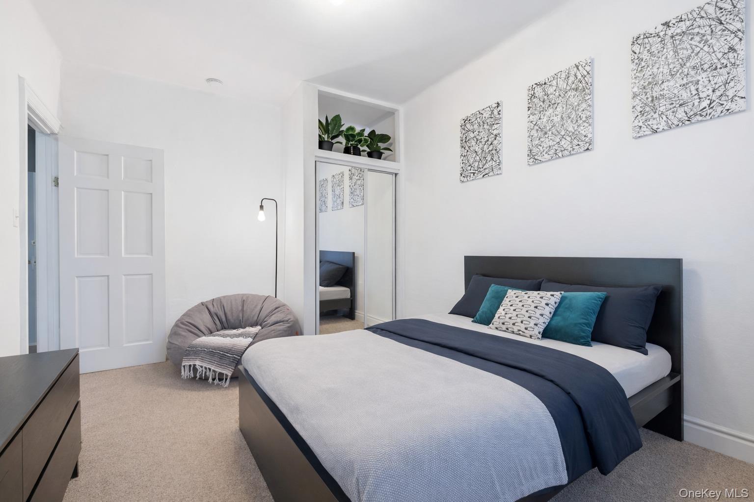 Single Family 21st Queens, NY 11105, MLS-962837-19