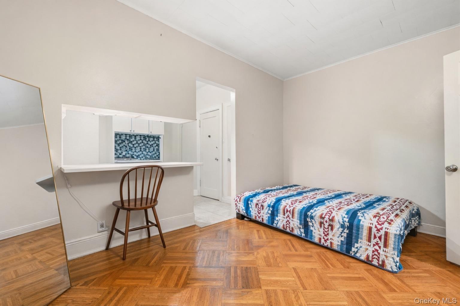 Single Family 21st Queens, NY 11105, MLS-962837-24