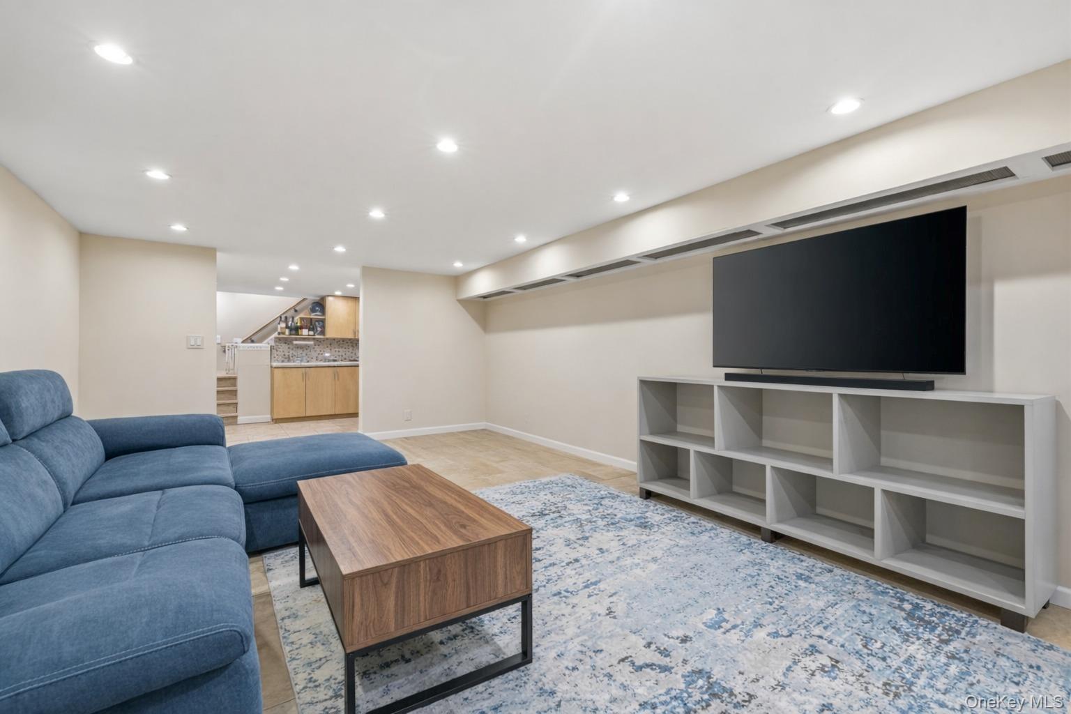 Single Family 21st Queens, NY 11105, MLS-962837-33