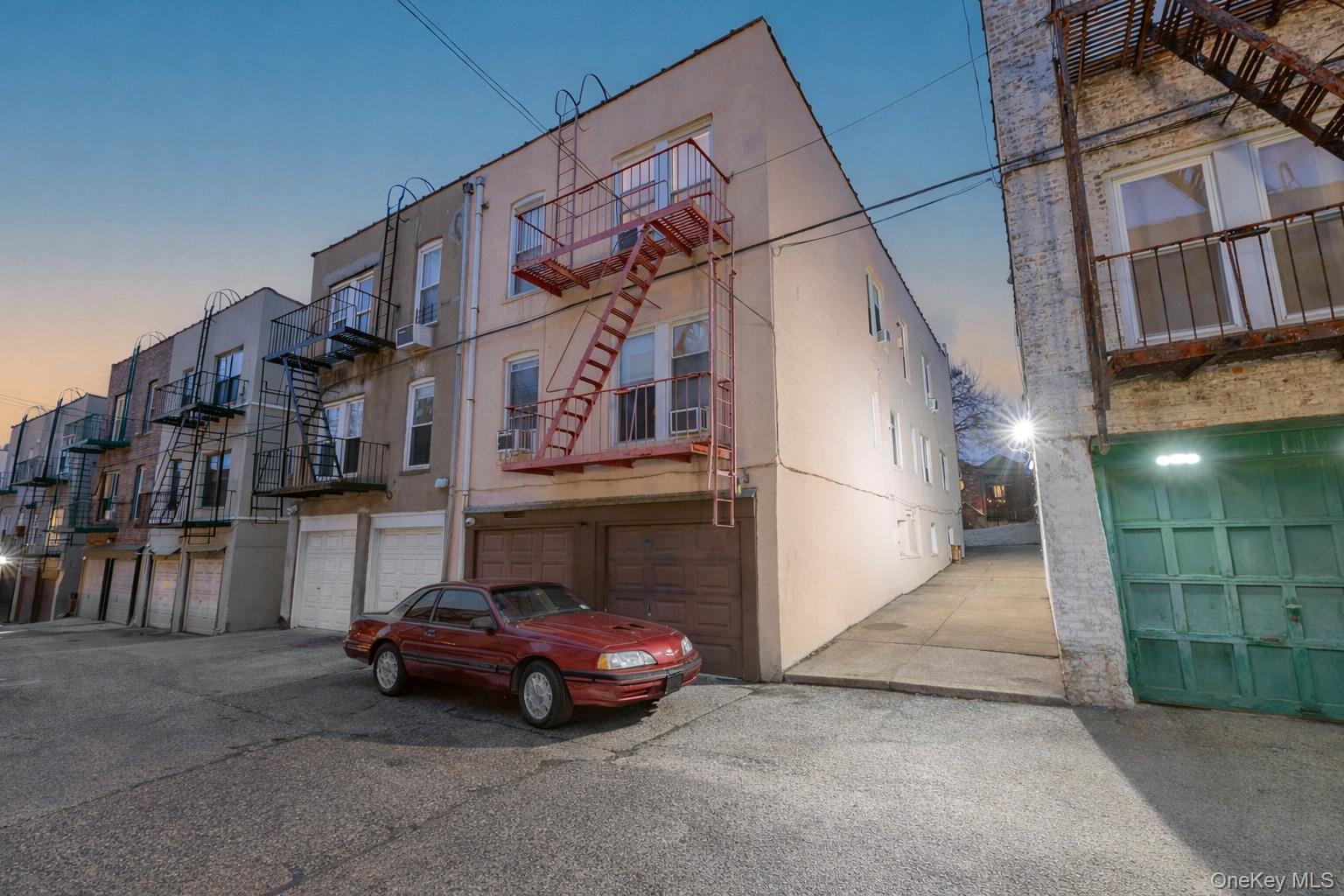 Single Family 21st Queens, NY 11105, MLS-962837-42