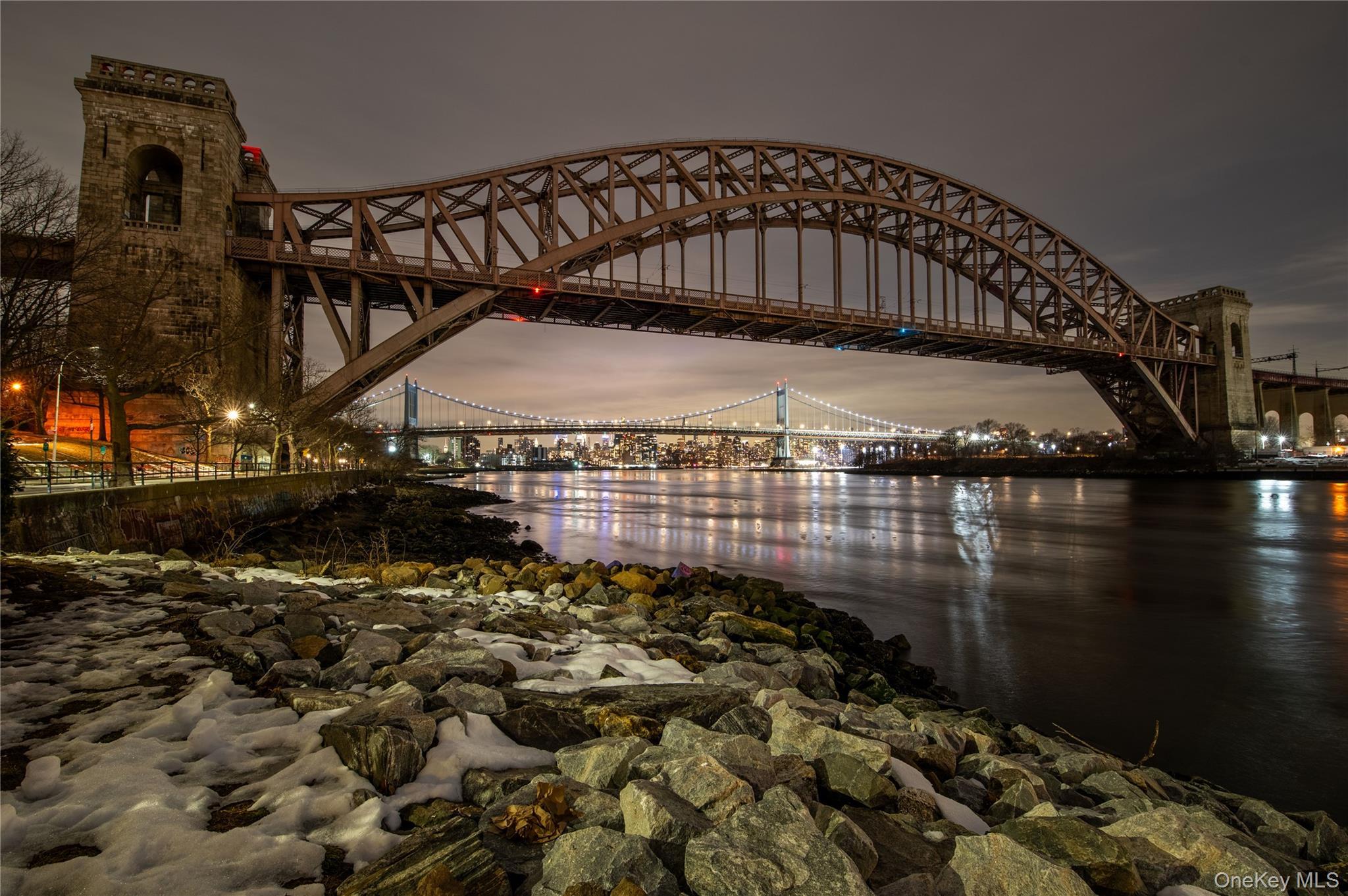 Single Family 21st Queens, NY 11105, MLS-962837-44