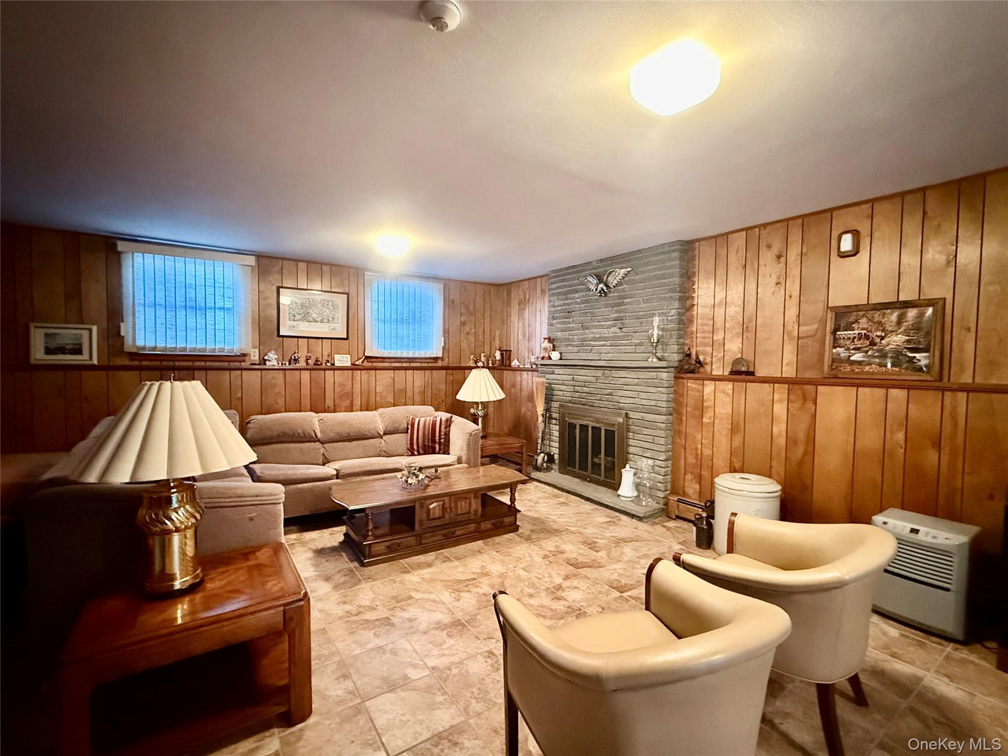 Single Family Grand  Ulster County, NY 12528, MLS-962843-17