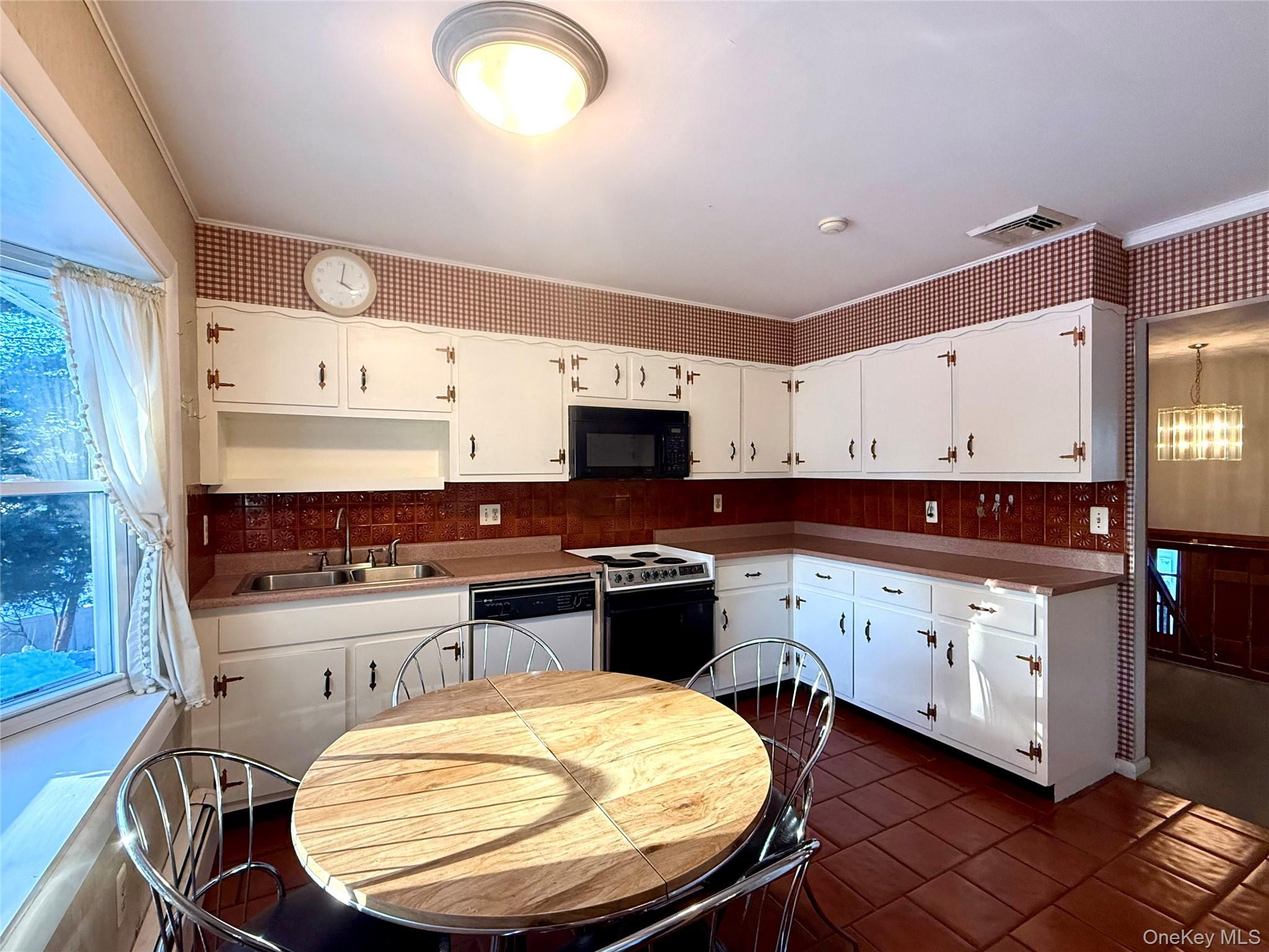 Single Family Grand  Ulster County, NY 12528, MLS-962843-2