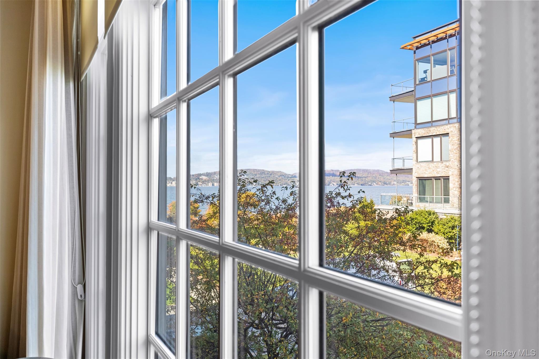 Condo Rivers Edge  Westchester County, NY 10591, MLS-962884-11