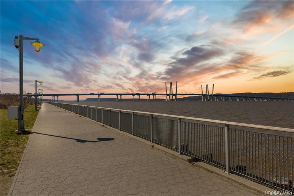 Condo Rivers Edge  Westchester County, NY 10591, MLS-962884-32