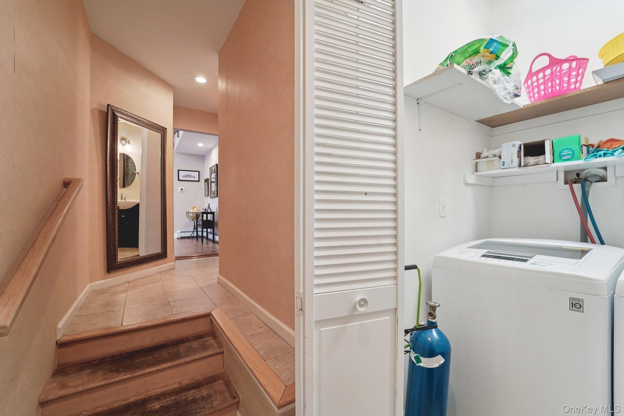 Single Family Chippewa Rockland County, NY 10901, MLS-962902-23