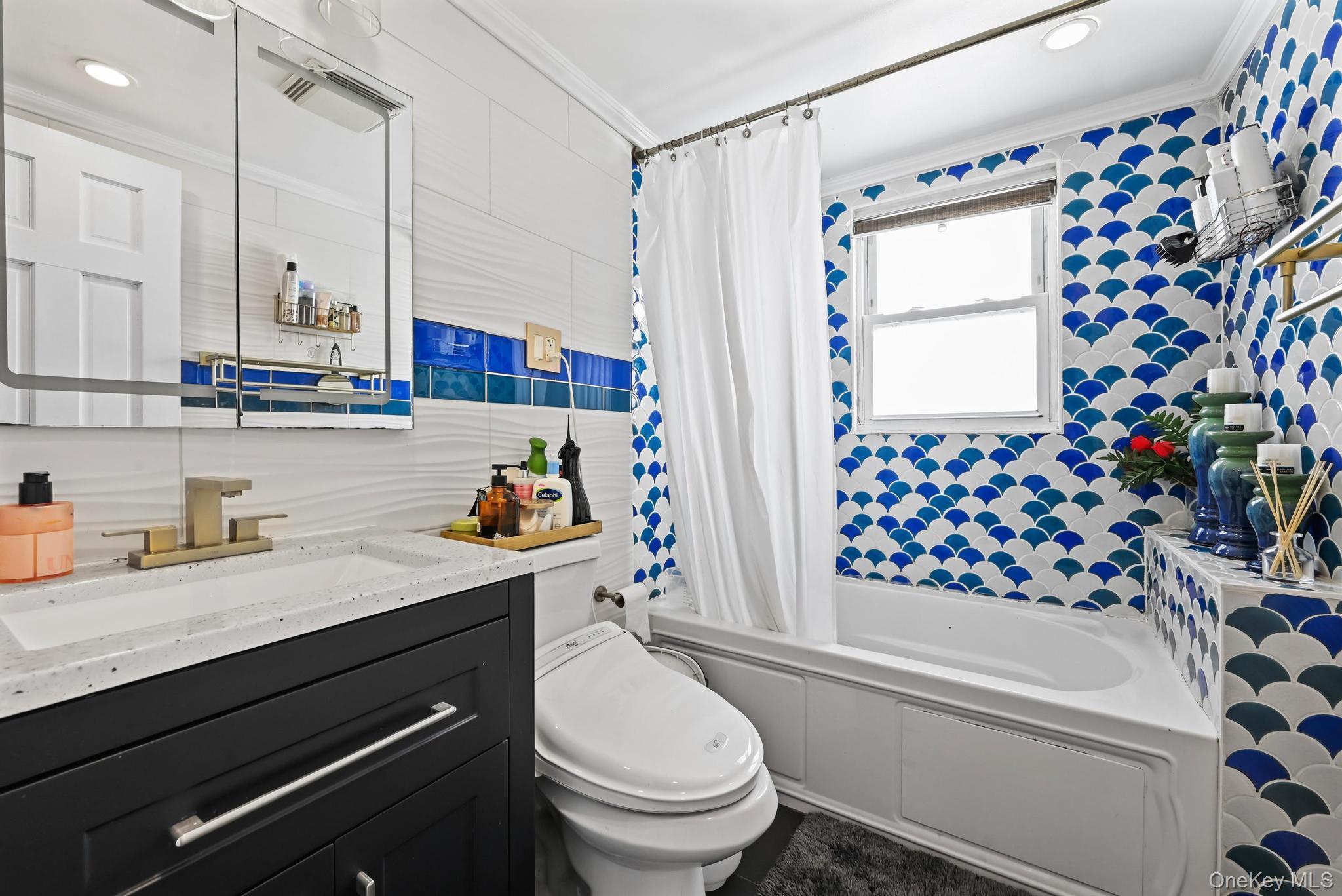 Single Family 201st  Queens, NY 11423, MLS-962930-13