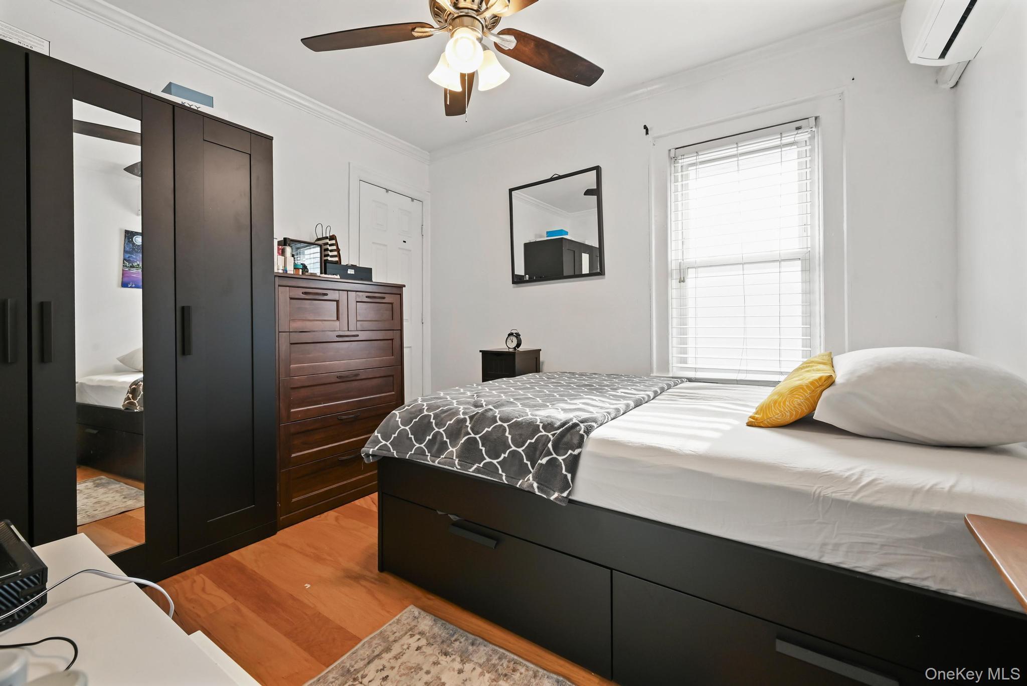 Single Family 201st  Queens, NY 11423, MLS-962930-16