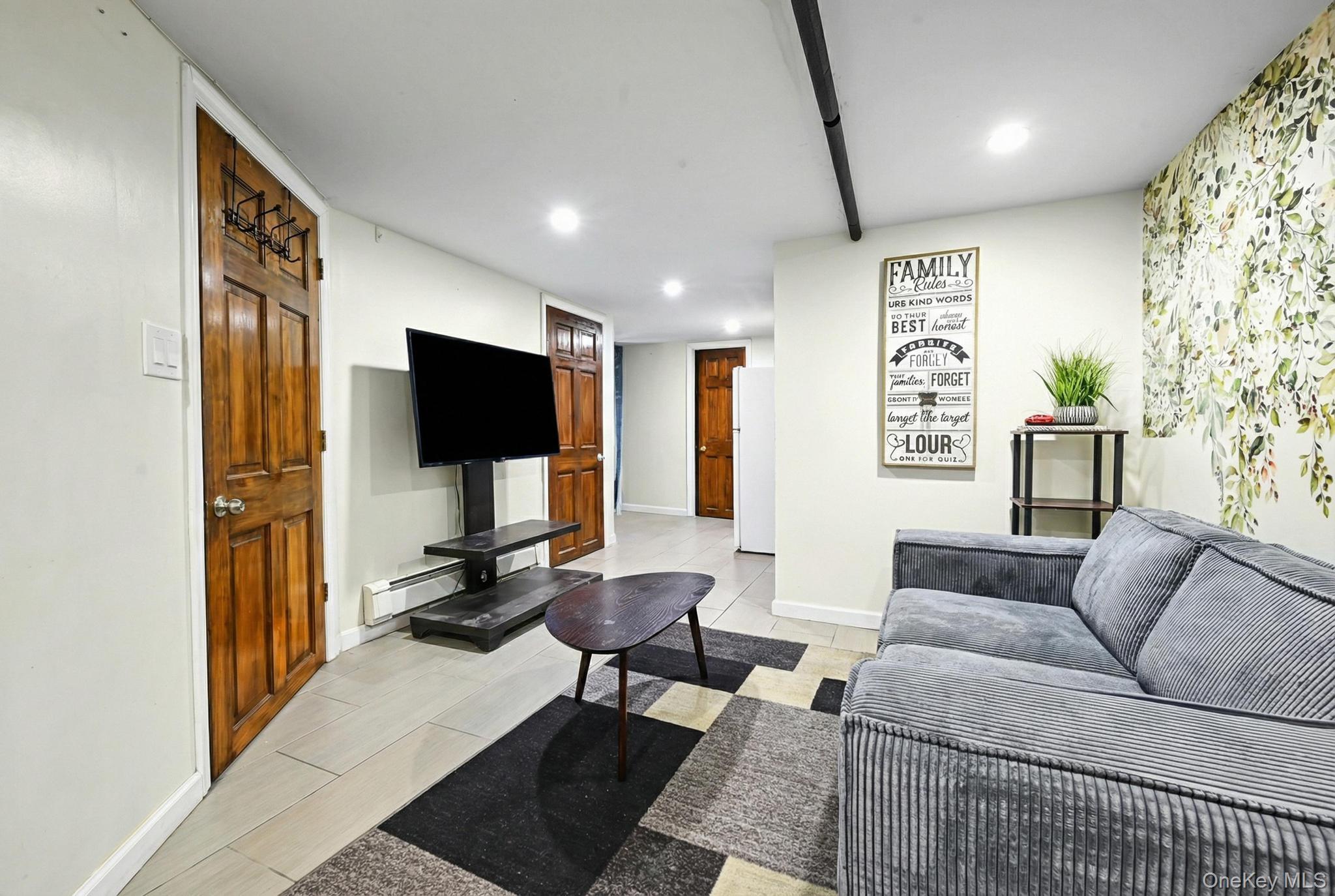 Single Family 201st  Queens, NY 11423, MLS-962930-17