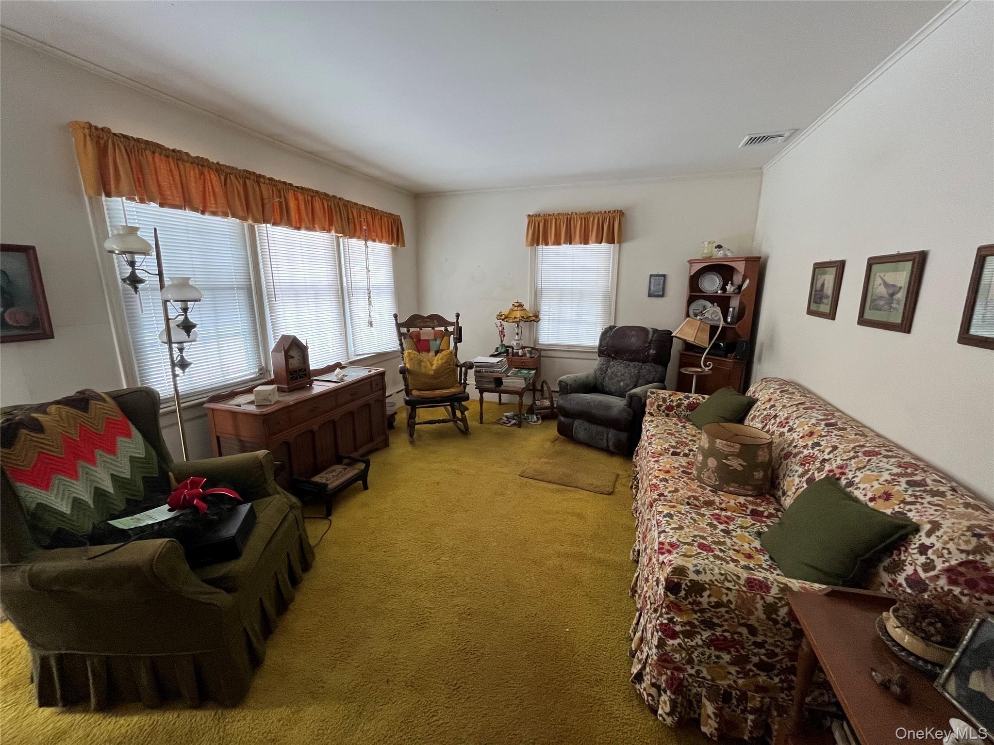 Single Family Hewlett  Suffolk County, NY 11772, MLS-962936-4