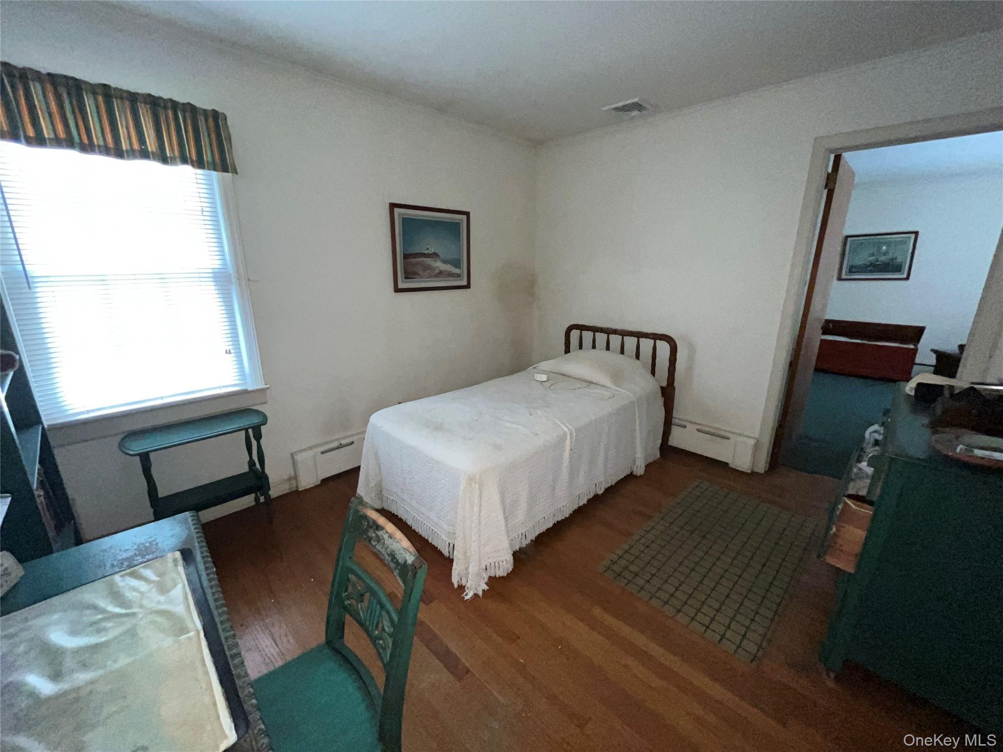 Single Family Hewlett  Suffolk County, NY 11772, MLS-962936-7