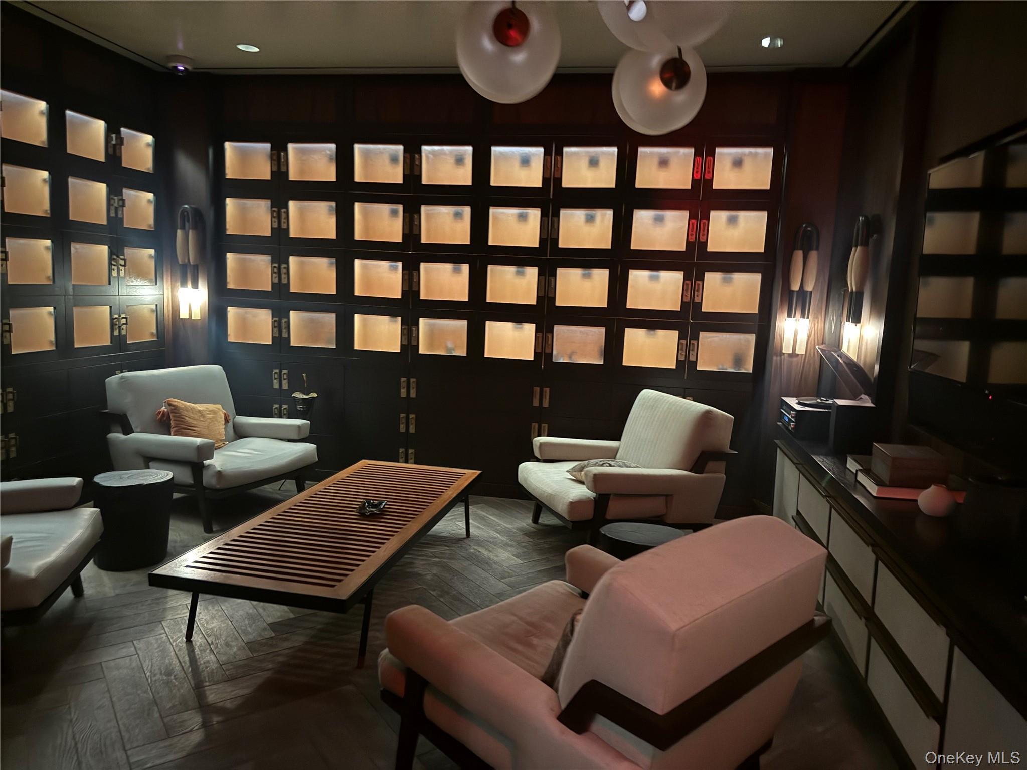 Apartment South Street  Manhattan, NY 10002, MLS-962956-9