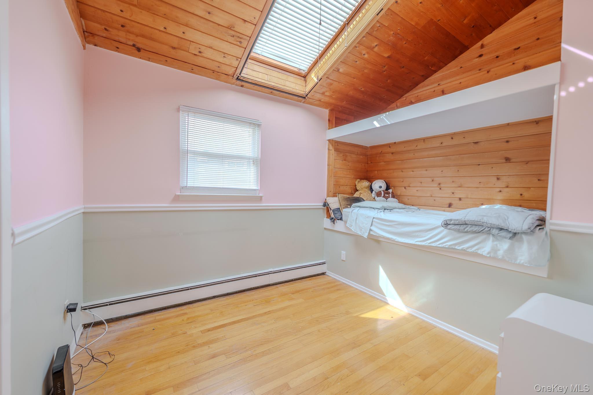 Single Family Bayview  Nassau County, NY 11520, MLS-962963-14