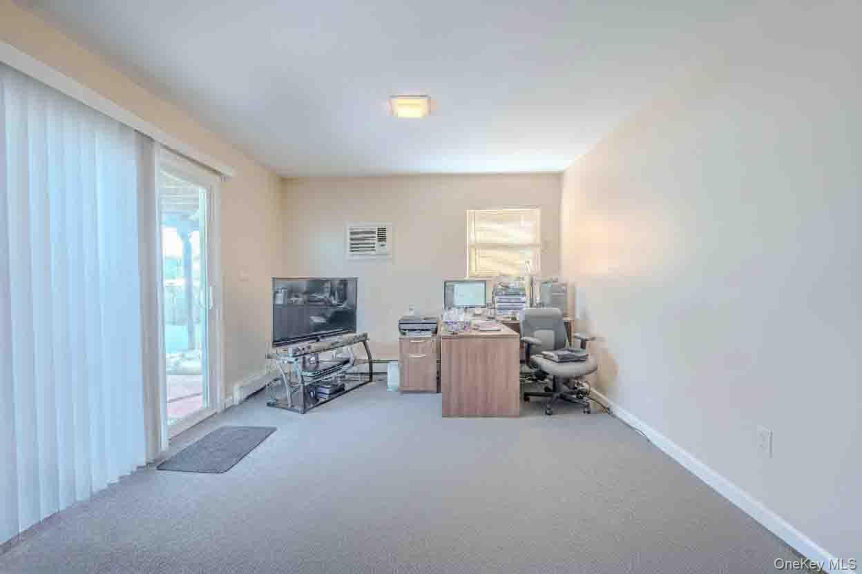 Single Family Bayview  Nassau County, NY 11520, MLS-962963-18