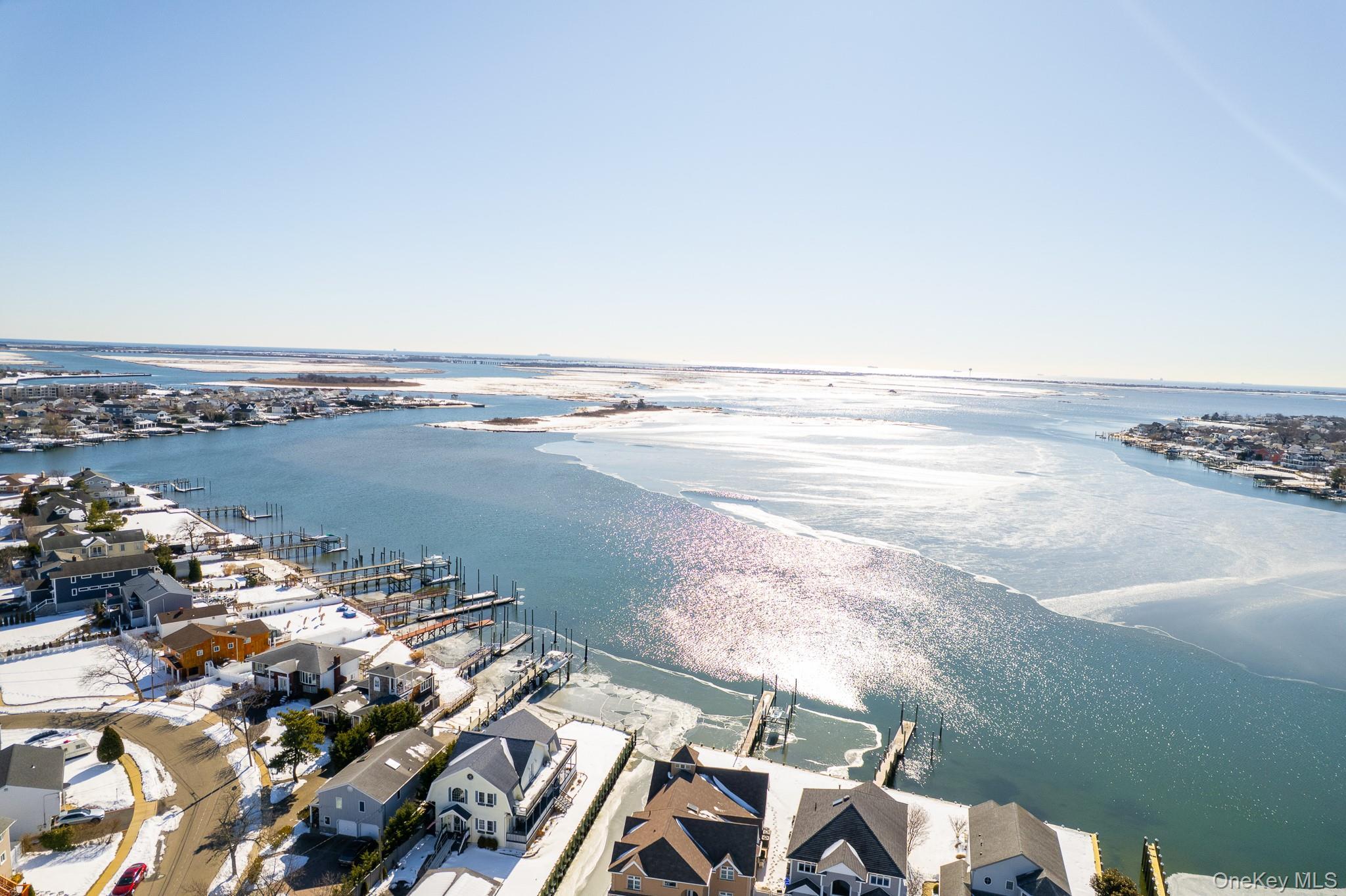 Single Family Bayview  Nassau County, NY 11520, MLS-962963-22