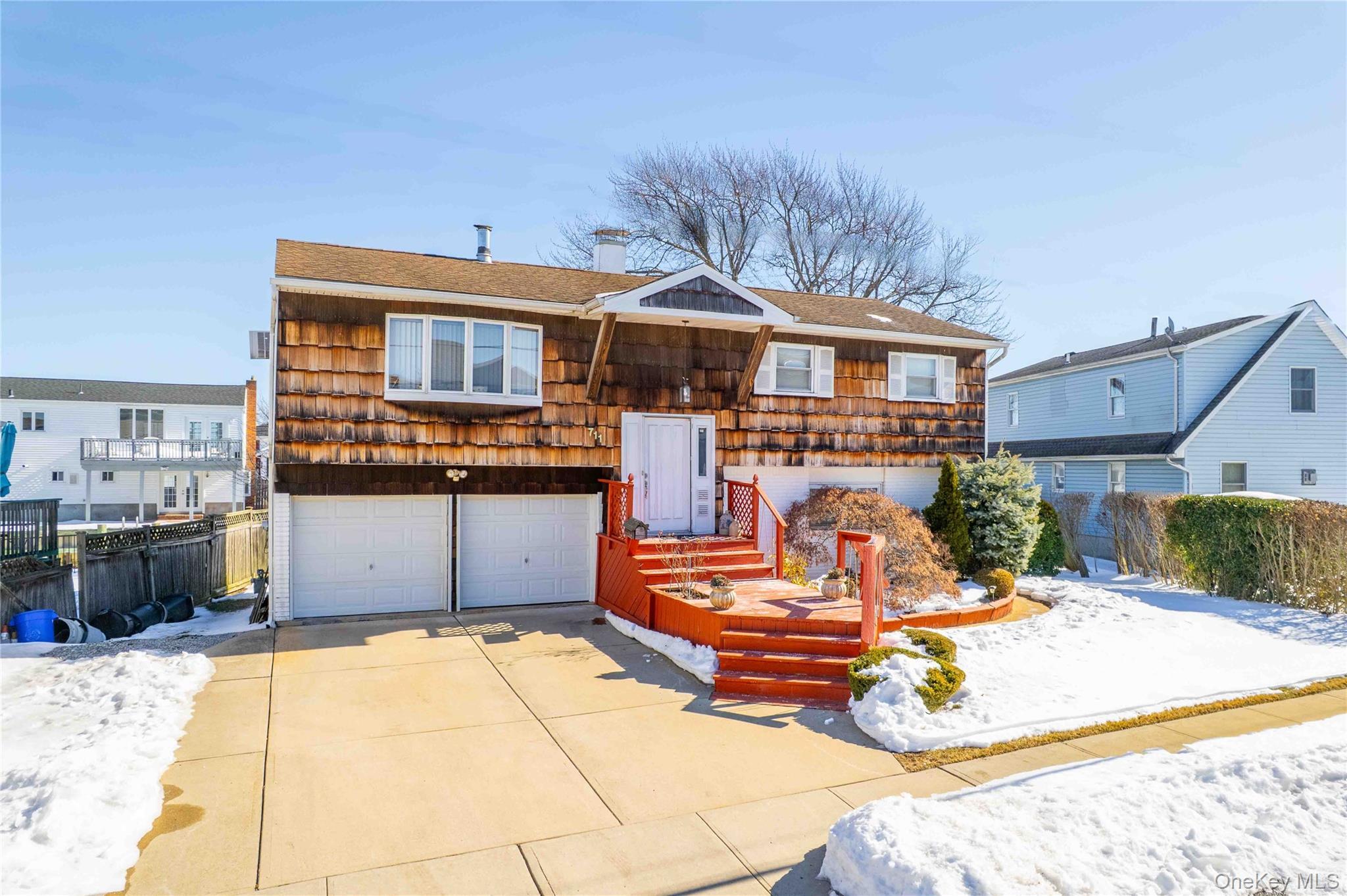 Single Family Bayview  Nassau County, NY 11520, MLS-962963-23