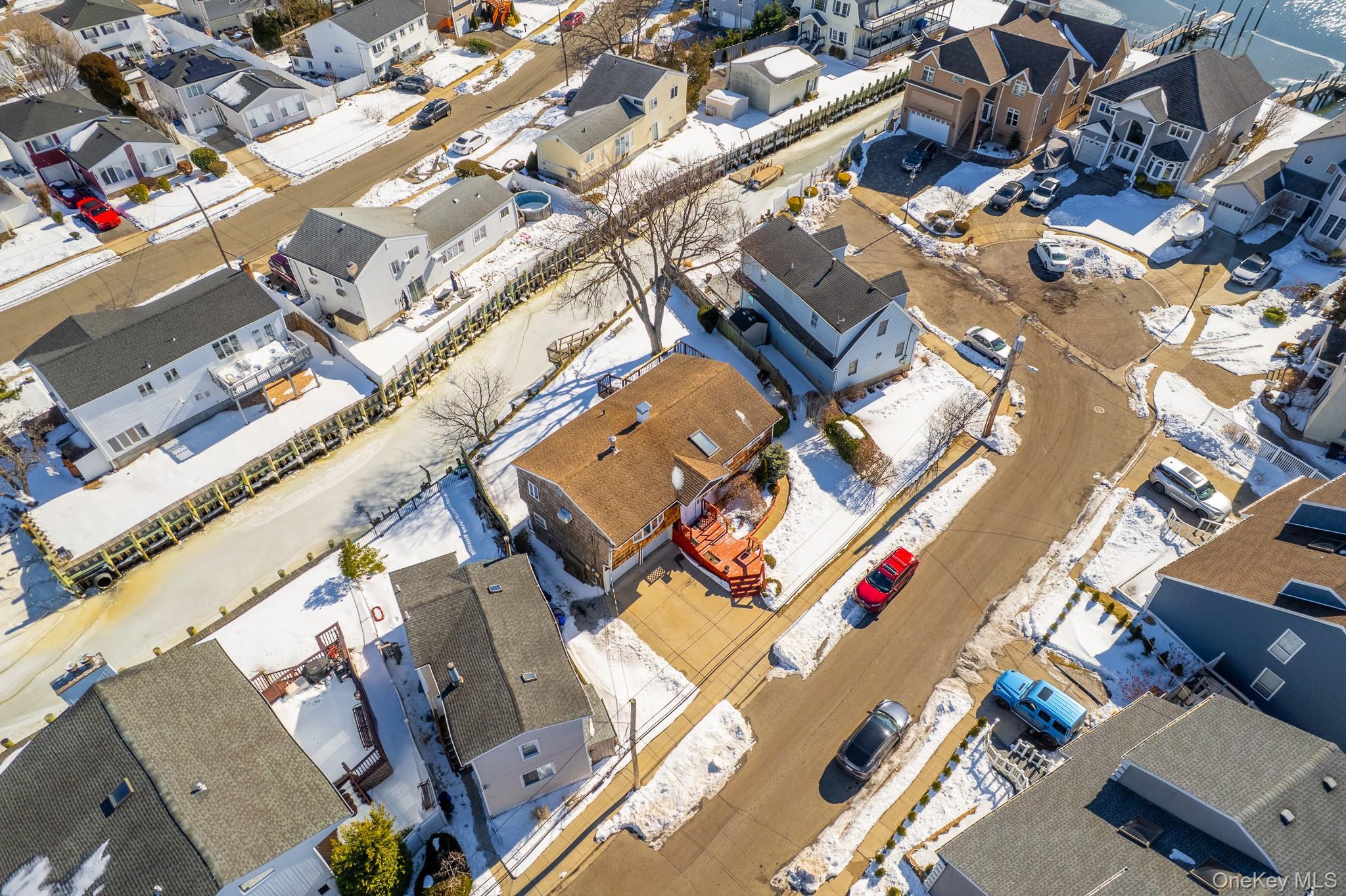 Single Family Bayview  Nassau County, NY 11520, MLS-962963-27