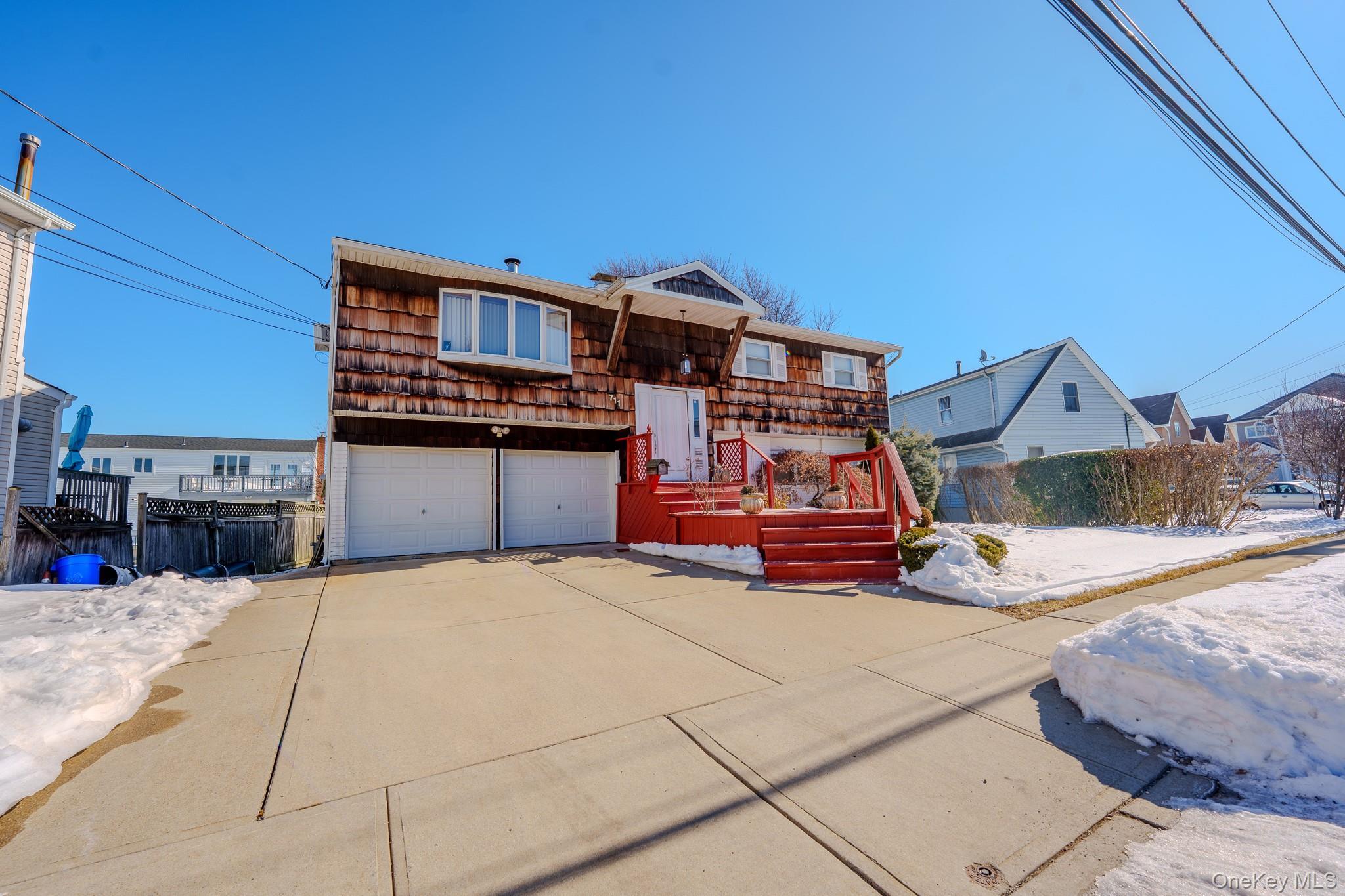 Single Family Bayview  Nassau County, NY 11520, MLS-962963-32