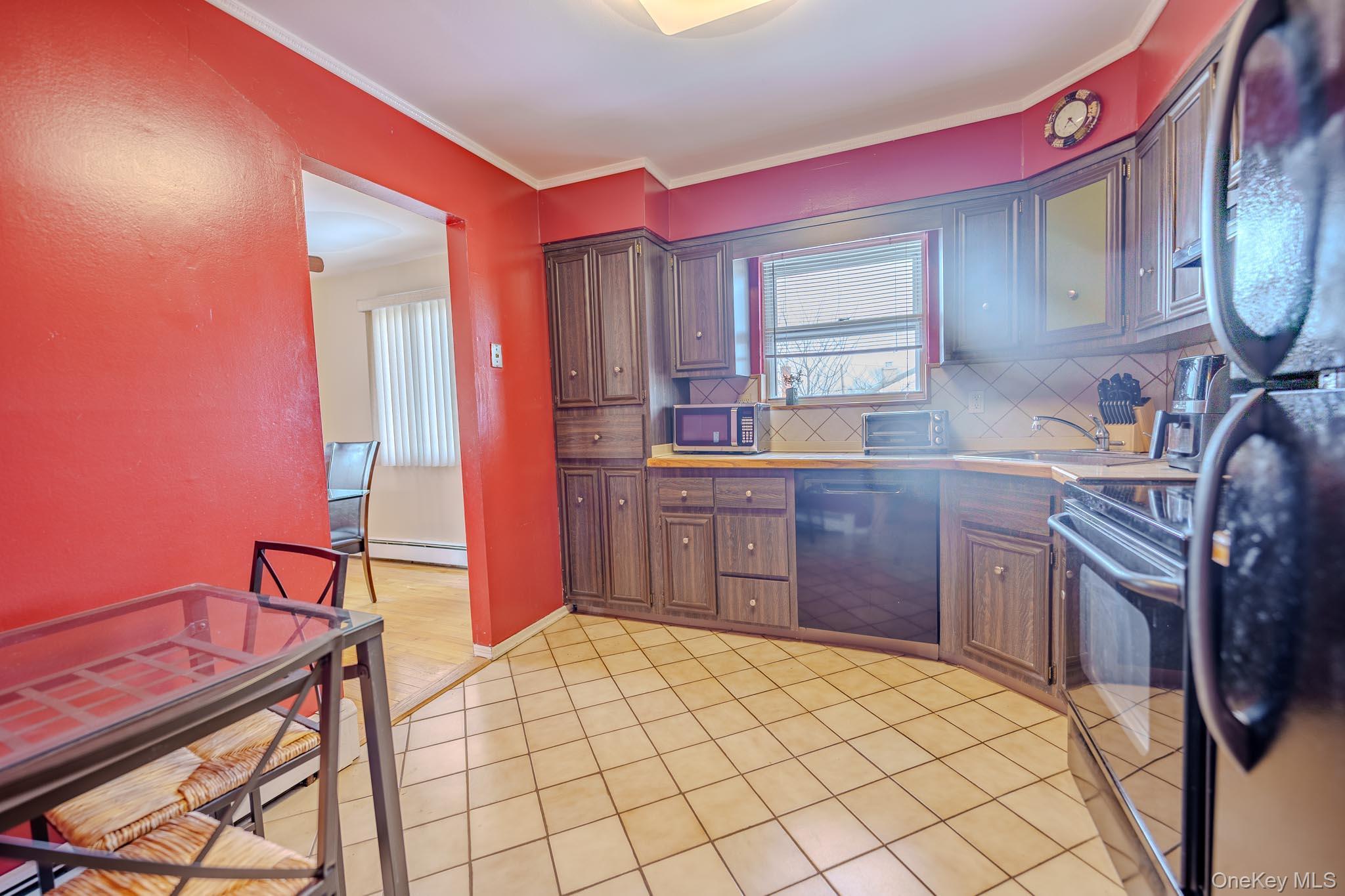 Single Family Bayview  Nassau County, NY 11520, MLS-962963-8