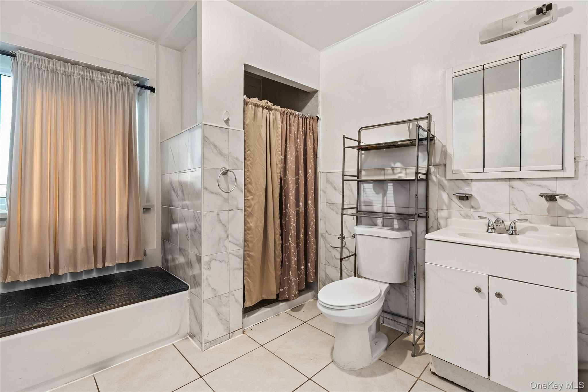 Single Family 215th Queens, NY 11429, MLS-962974-11