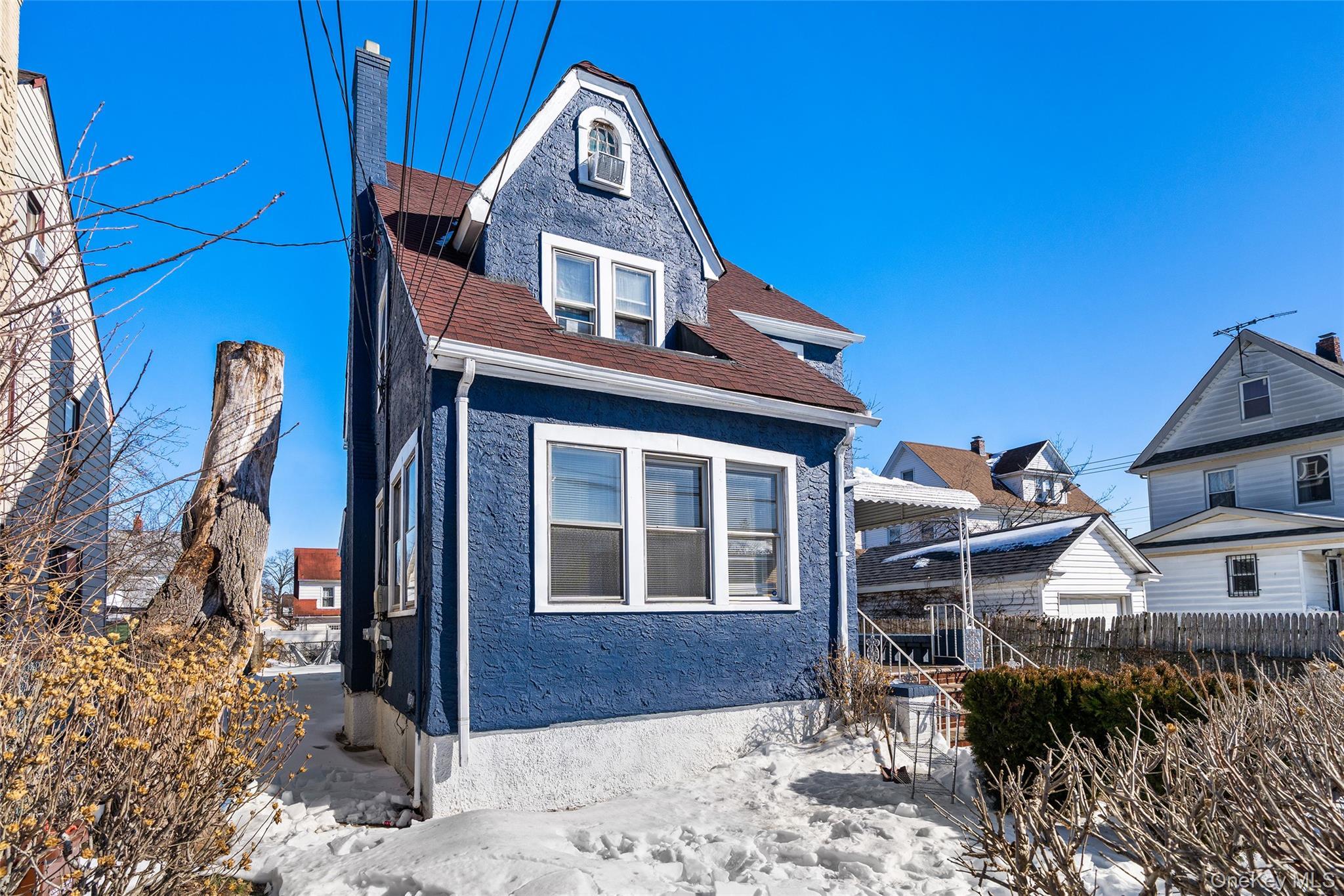 Single Family 215th Queens, NY 11429, MLS-962974-2