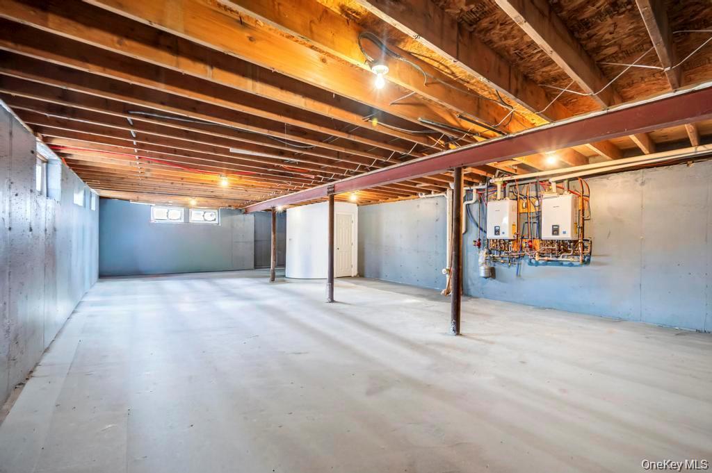 Single Family 103rd  Brooklyn, NY 11236, MLS-962981-39