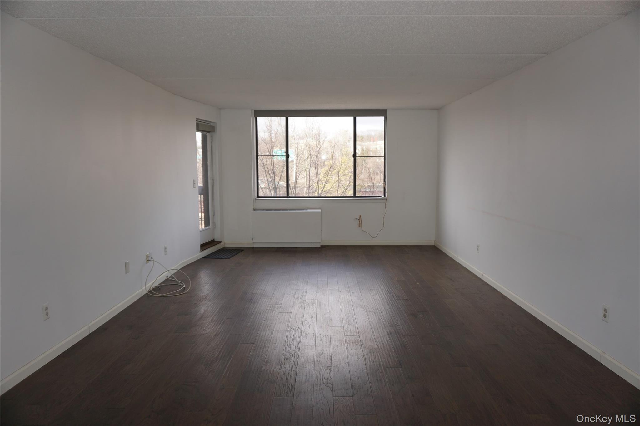 Condo Macquesten Westchester County, NY 10552, MLS-962994-2