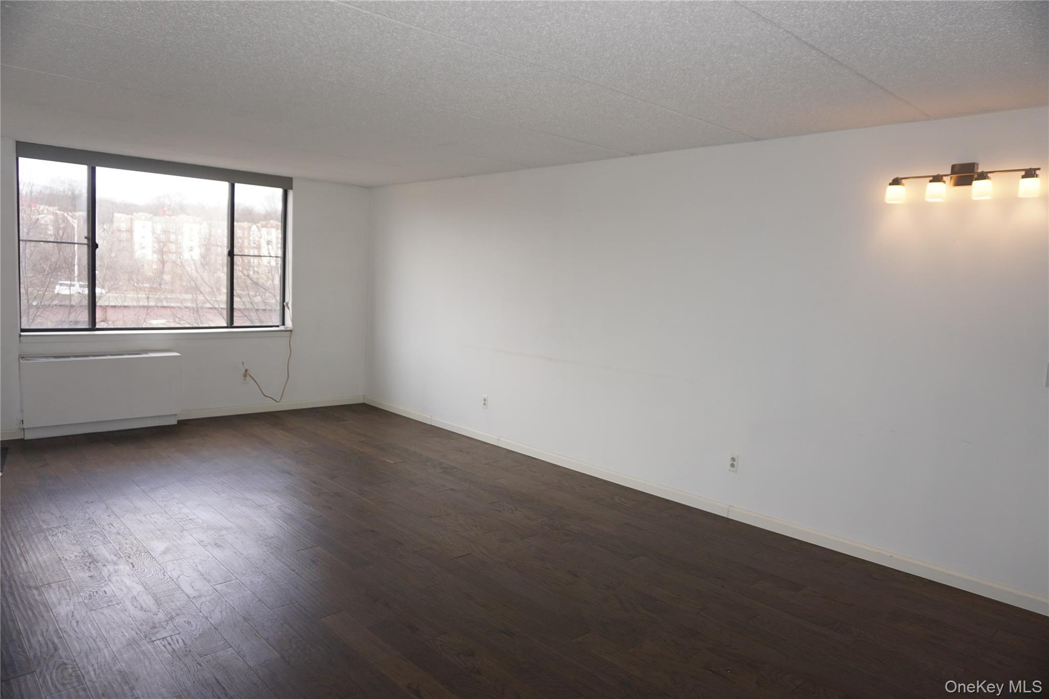 Condo Macquesten Westchester County, NY 10552, MLS-962994-4