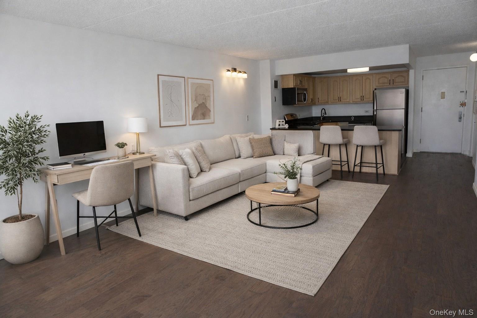 Condo Macquesten Westchester County, NY 10552, MLS-962994-5