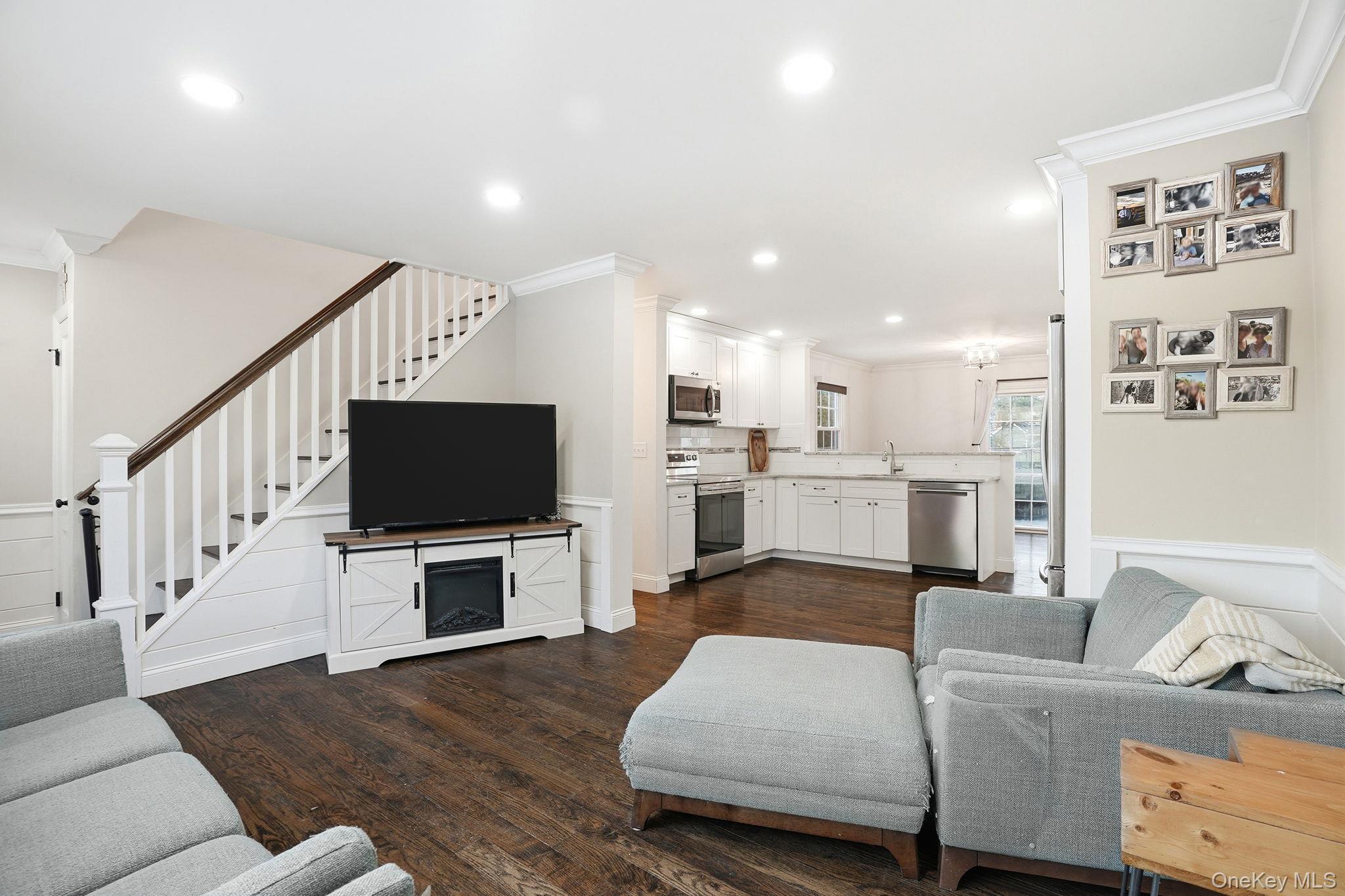 Single Family Jane  Dutchess County, NY 12603, MLS-963012-6