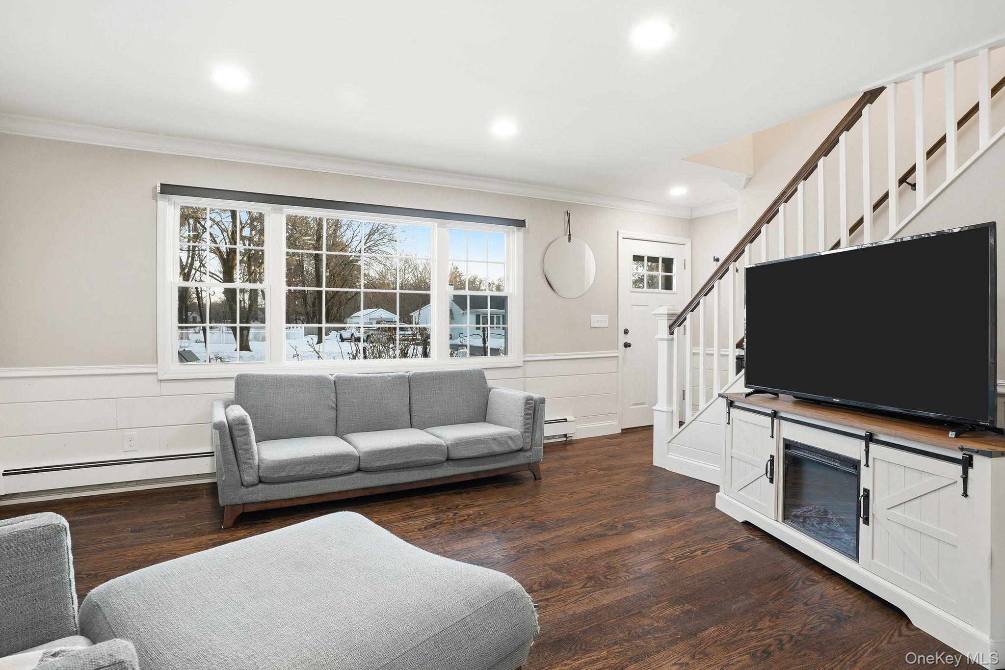 Single Family Jane  Dutchess County, NY 12603, MLS-963012-8