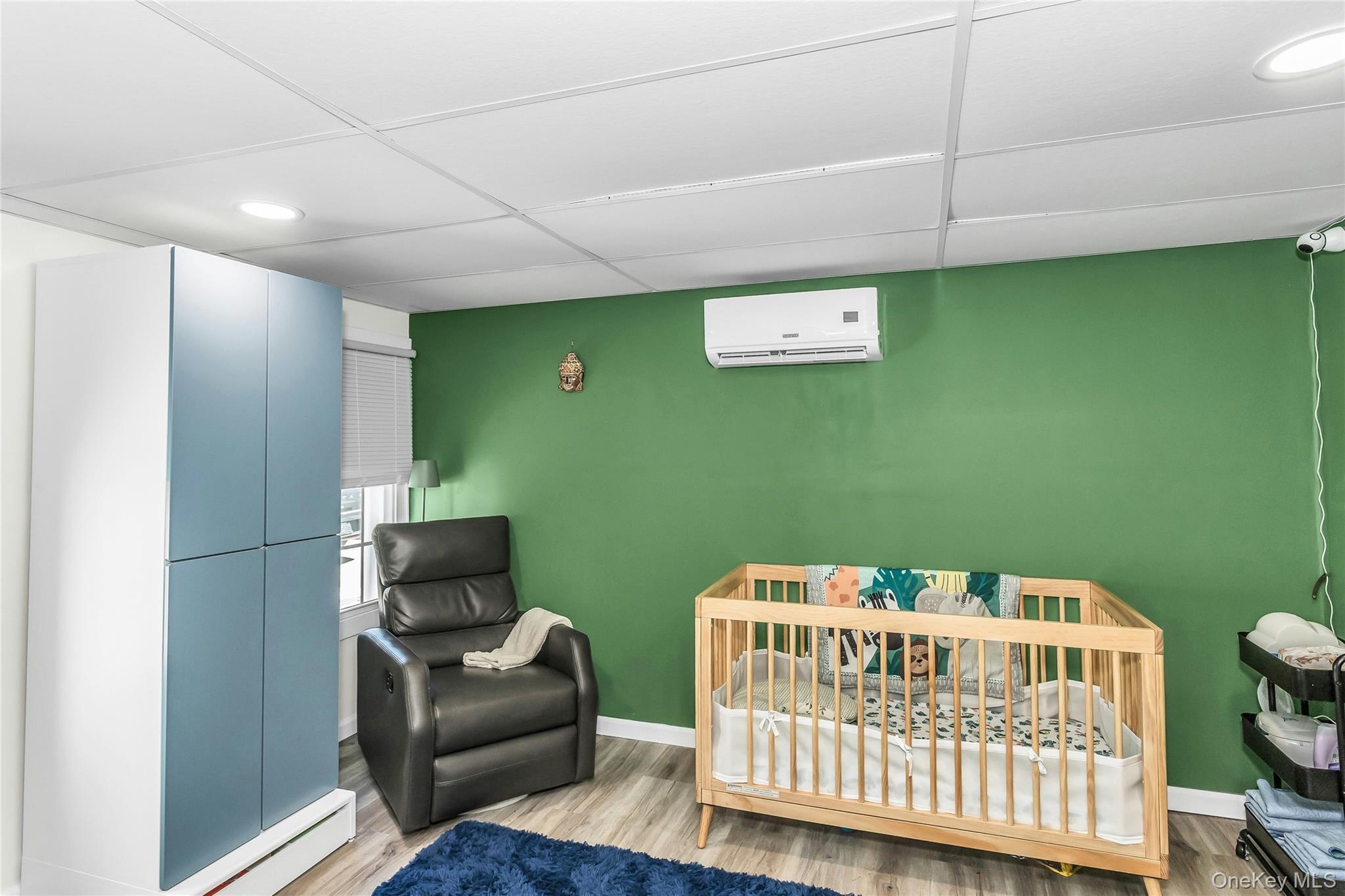 Single Family Pinelawn  Suffolk County, NY 11967, MLS-963020-12