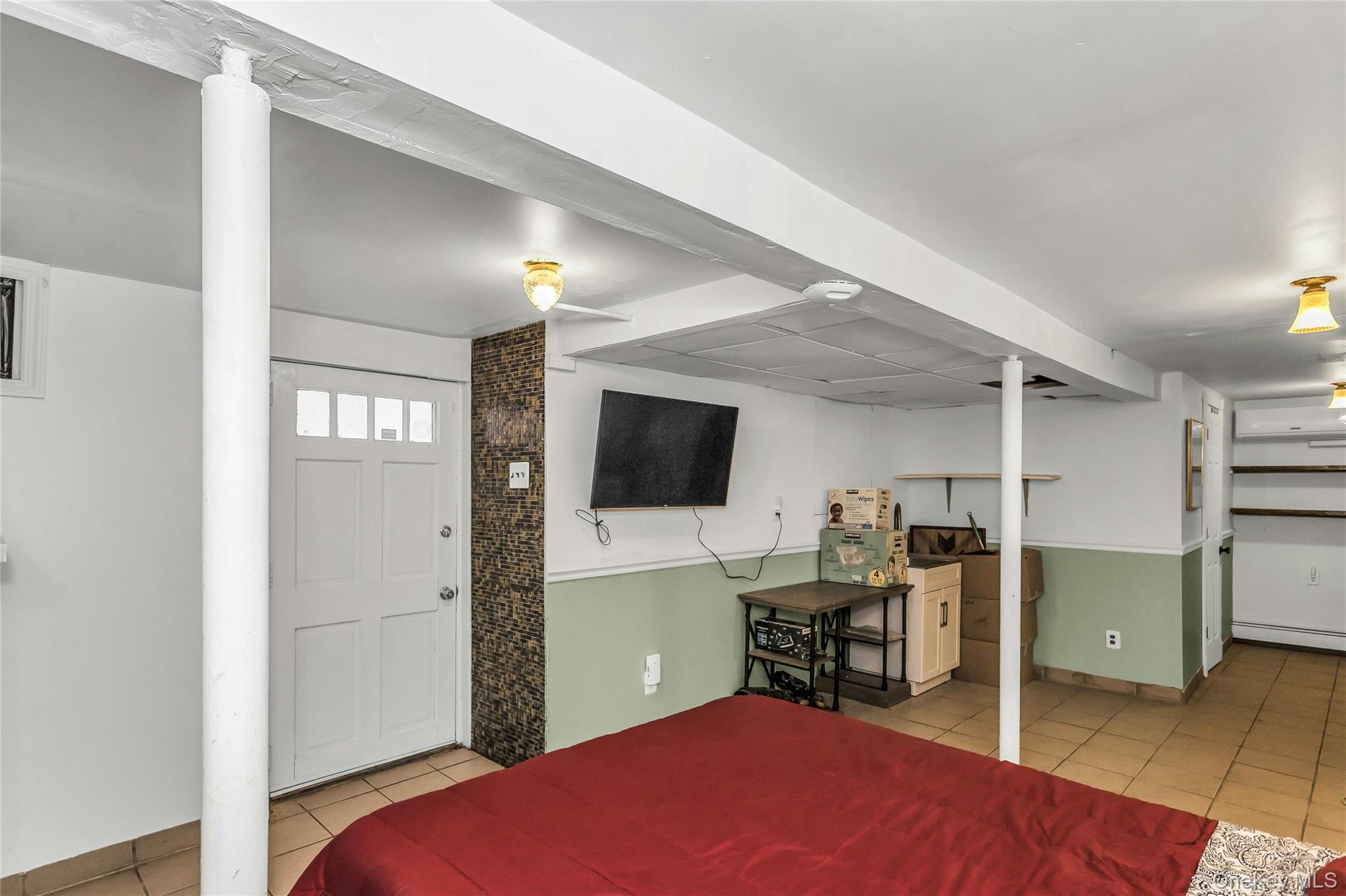 Single Family Pinelawn  Suffolk County, NY 11967, MLS-963020-15