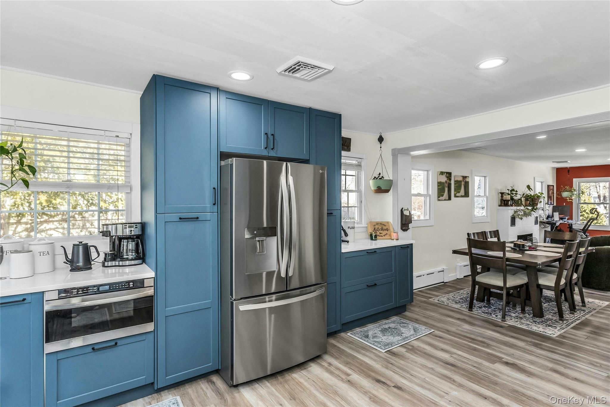 Single Family Pinelawn  Suffolk County, NY 11967, MLS-963020-8