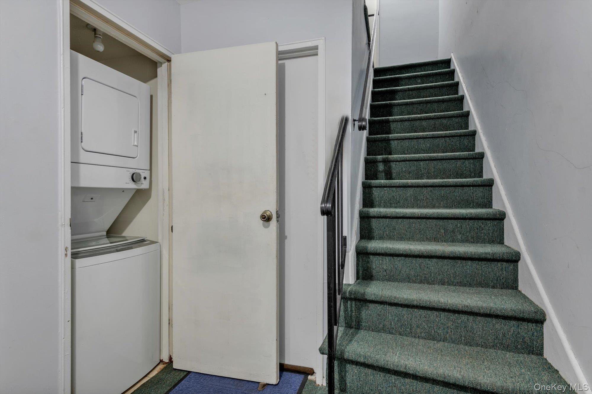 Condo 64th  Queens, NY 11364, MLS-963025-16