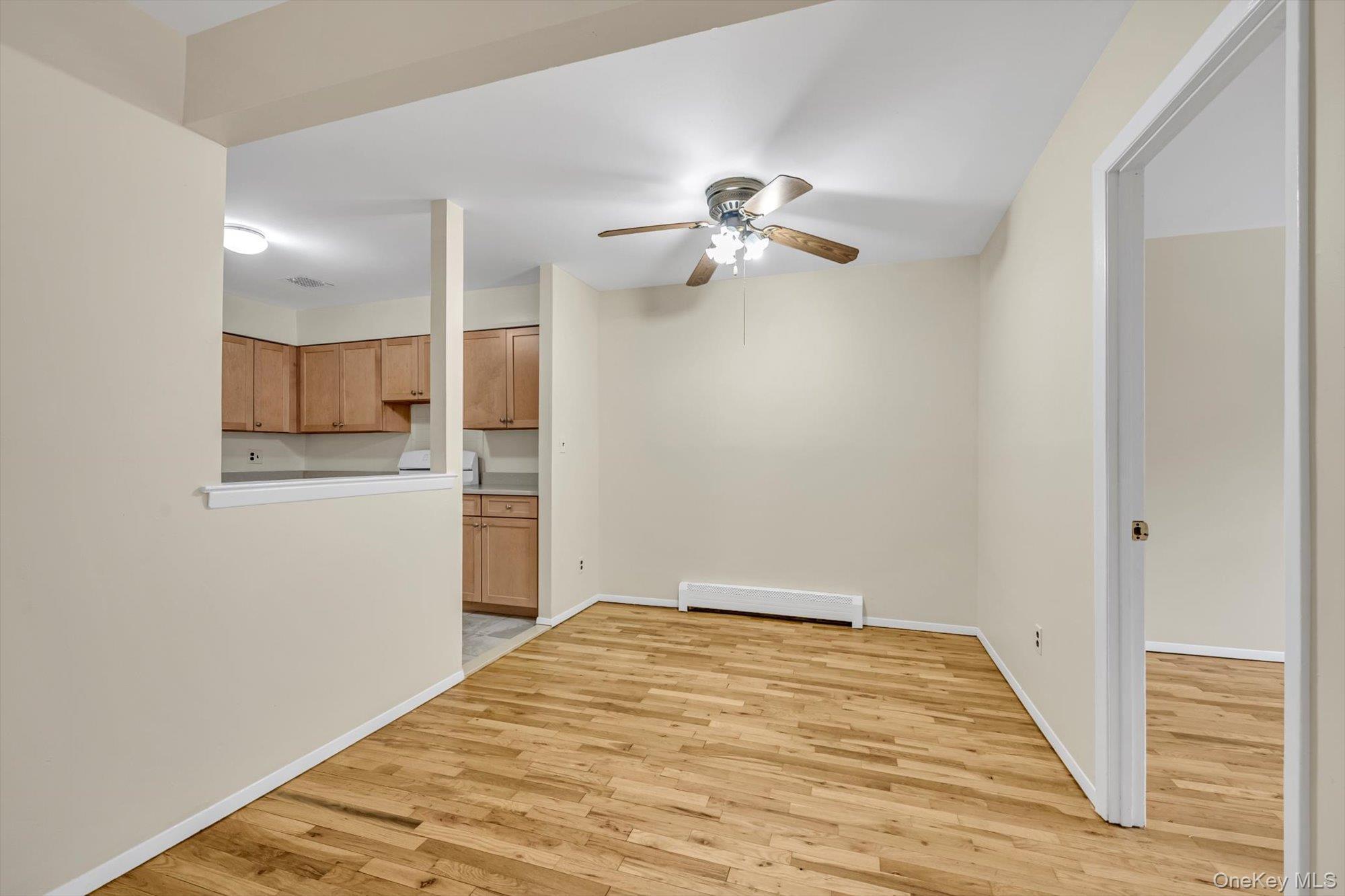 Condo 64th  Queens, NY 11364, MLS-963025-5