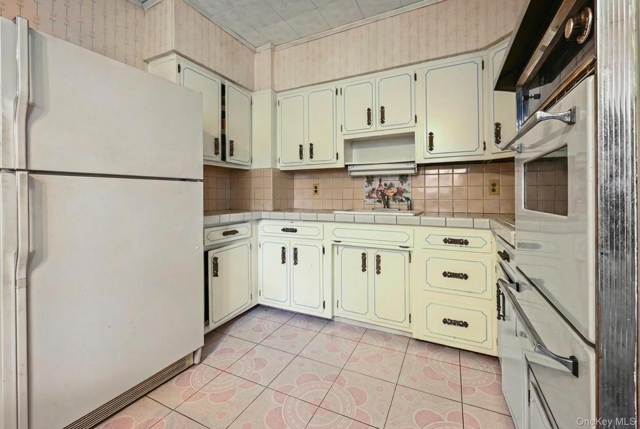 Single Family 94th  Queens, NY 11417, MLS-963071-8