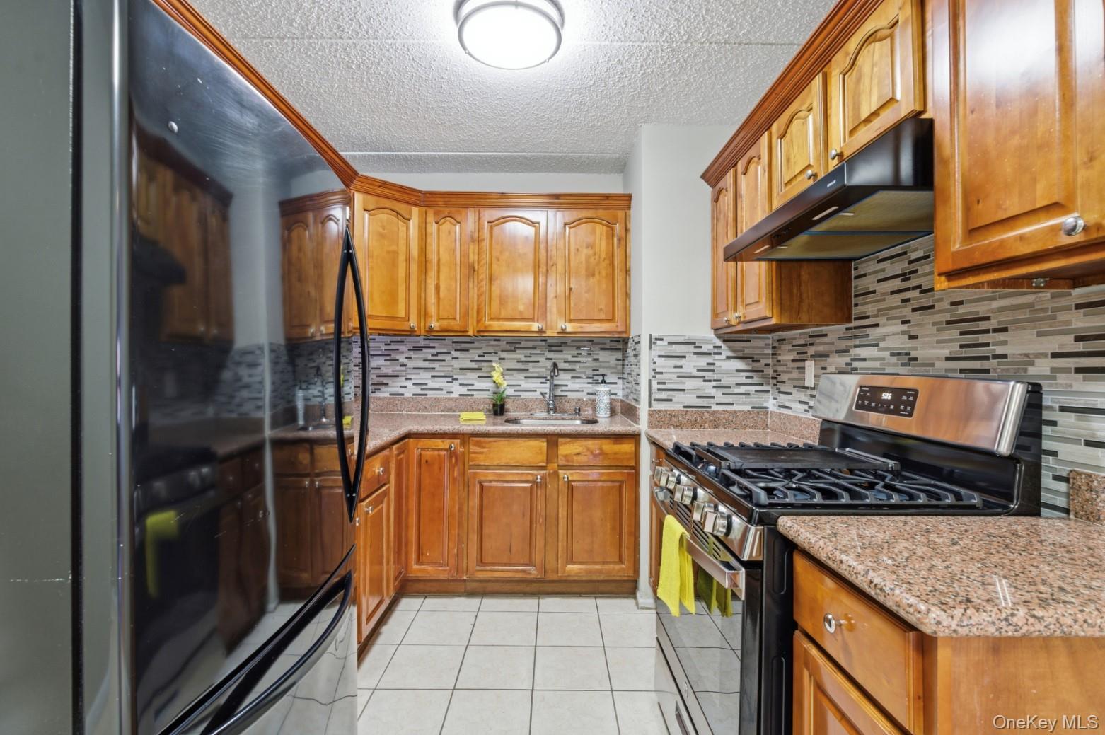 Single Family Palmetto  Brooklyn, NY 11221, MLS-963078-4