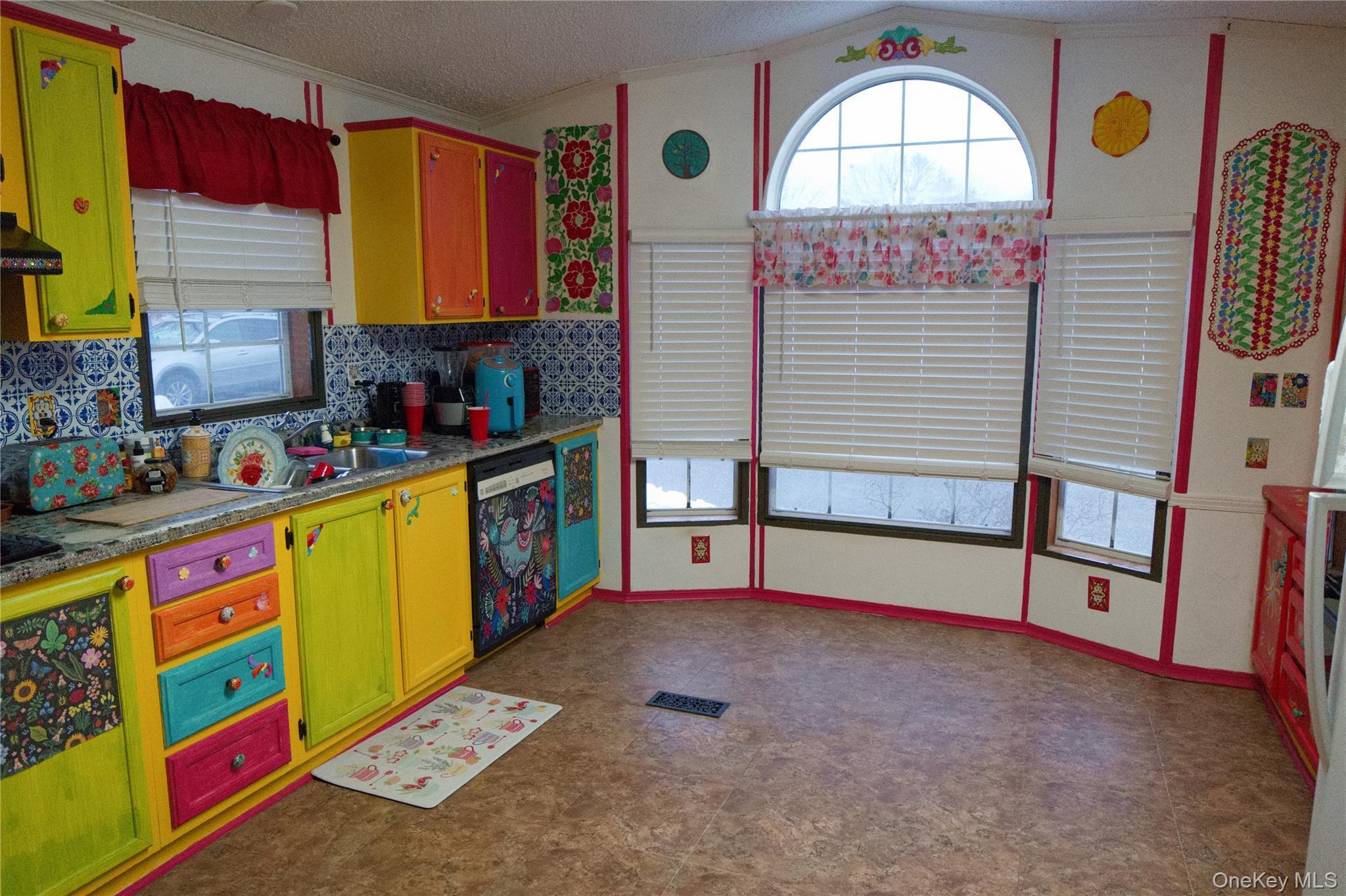 Single Family River  Suffolk County, NY 11933, MLS-963082-5