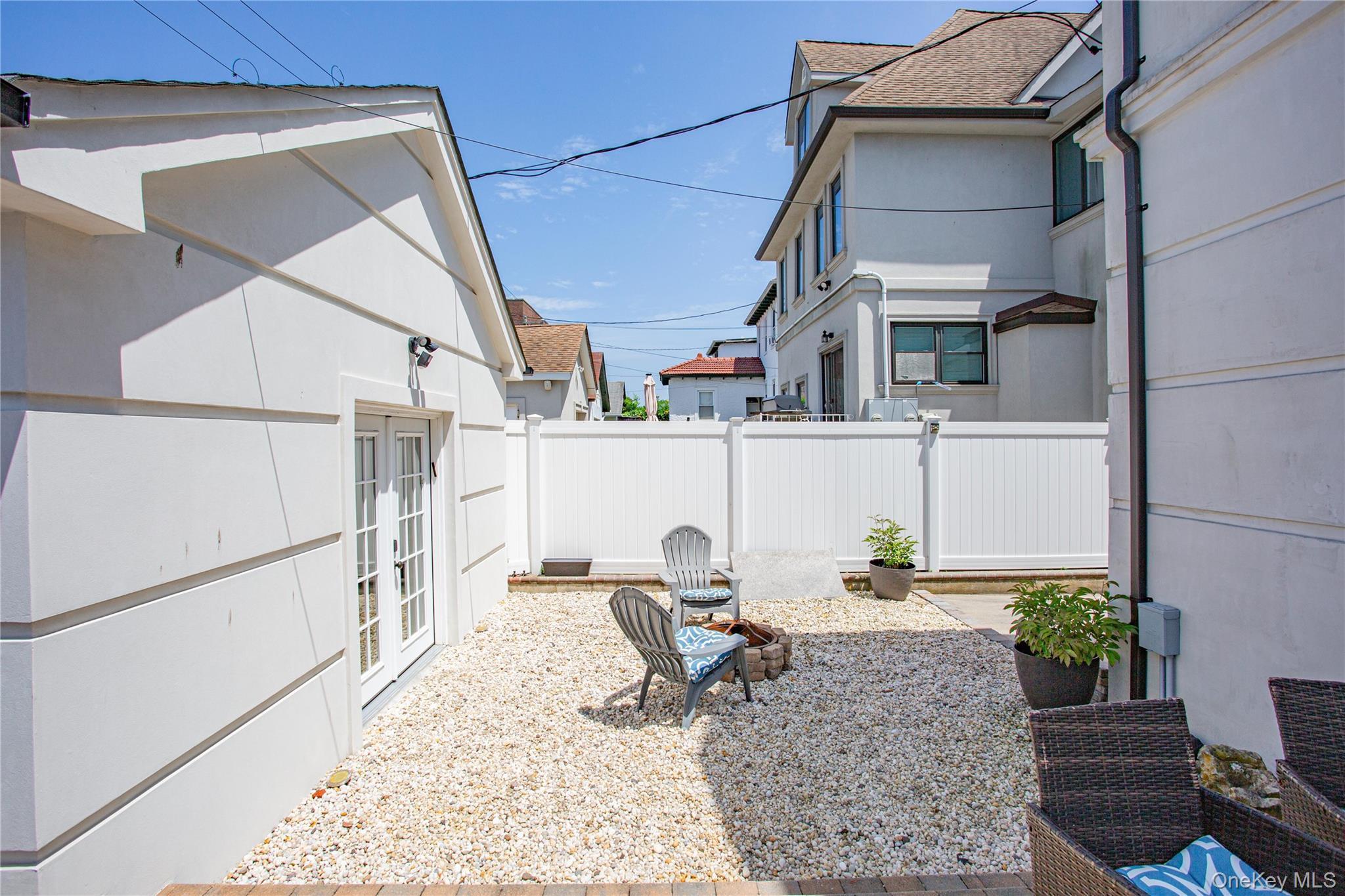 Single Family W Walnut Street  Nassau County, NY 11561, MLS-963088-41